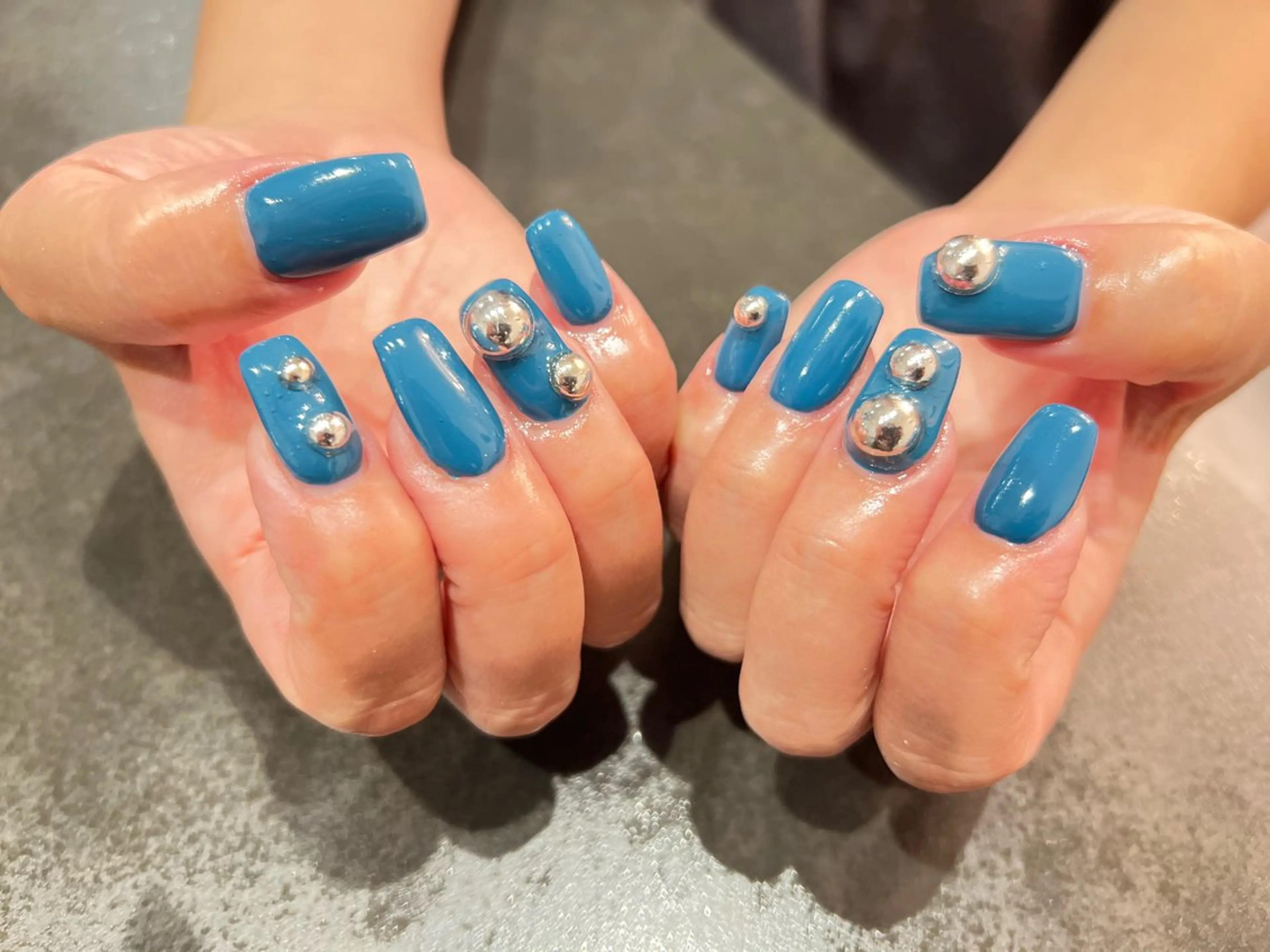 ネイル ワンカラーネイル 88-nail. MAKIのネイルデザイン