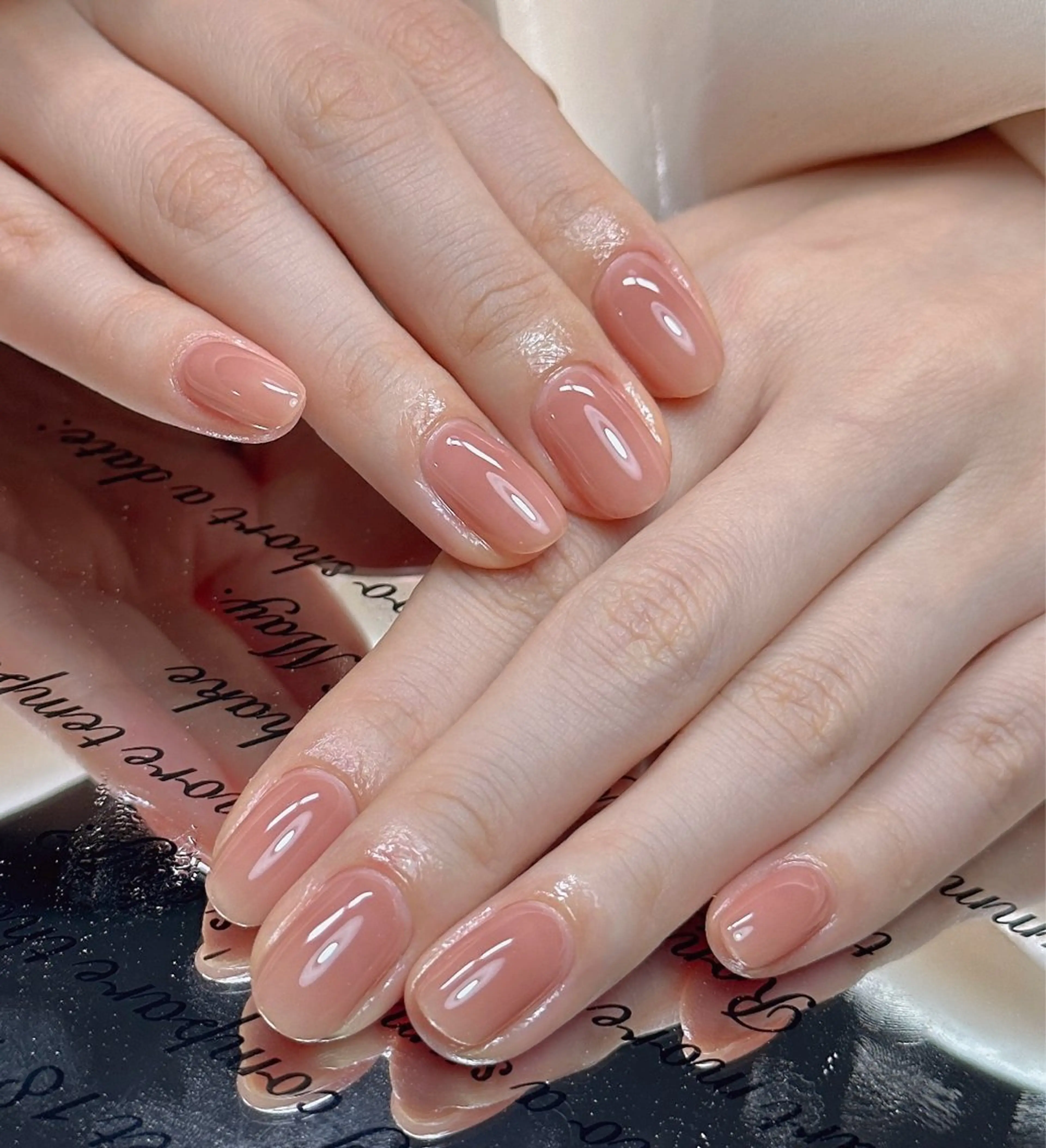 ネイル べっ甲ネイル チークネイル 成人式 長さ出し フラッシュネイル ハンドネイル ハンドケア For you. Nail Salonのネイルデザイン