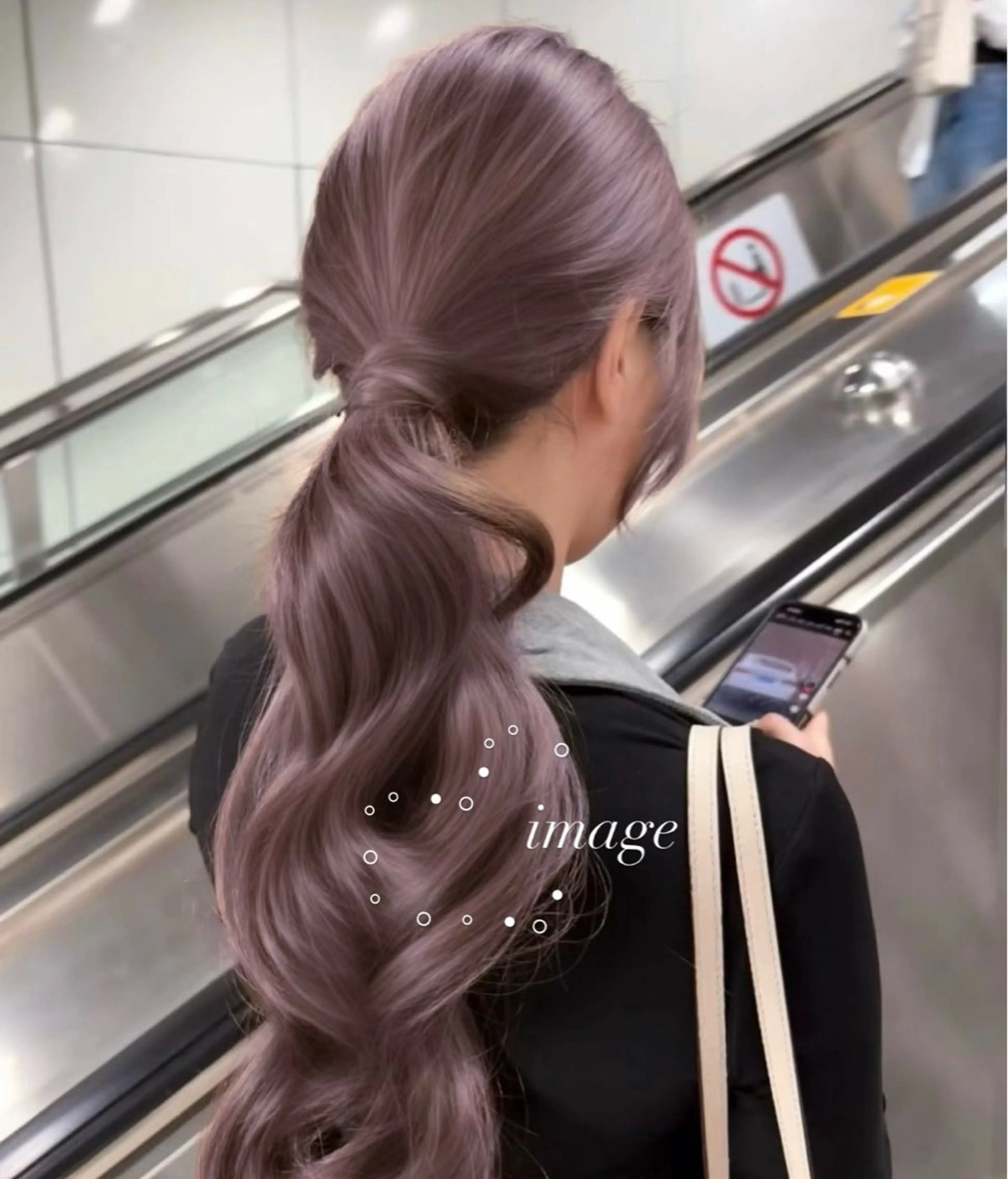 ロング ピンクラベンダー ヘアカラー トリートメント 淡色ラベンダー♡ ニーナ🎀🦙のヘアスタイル