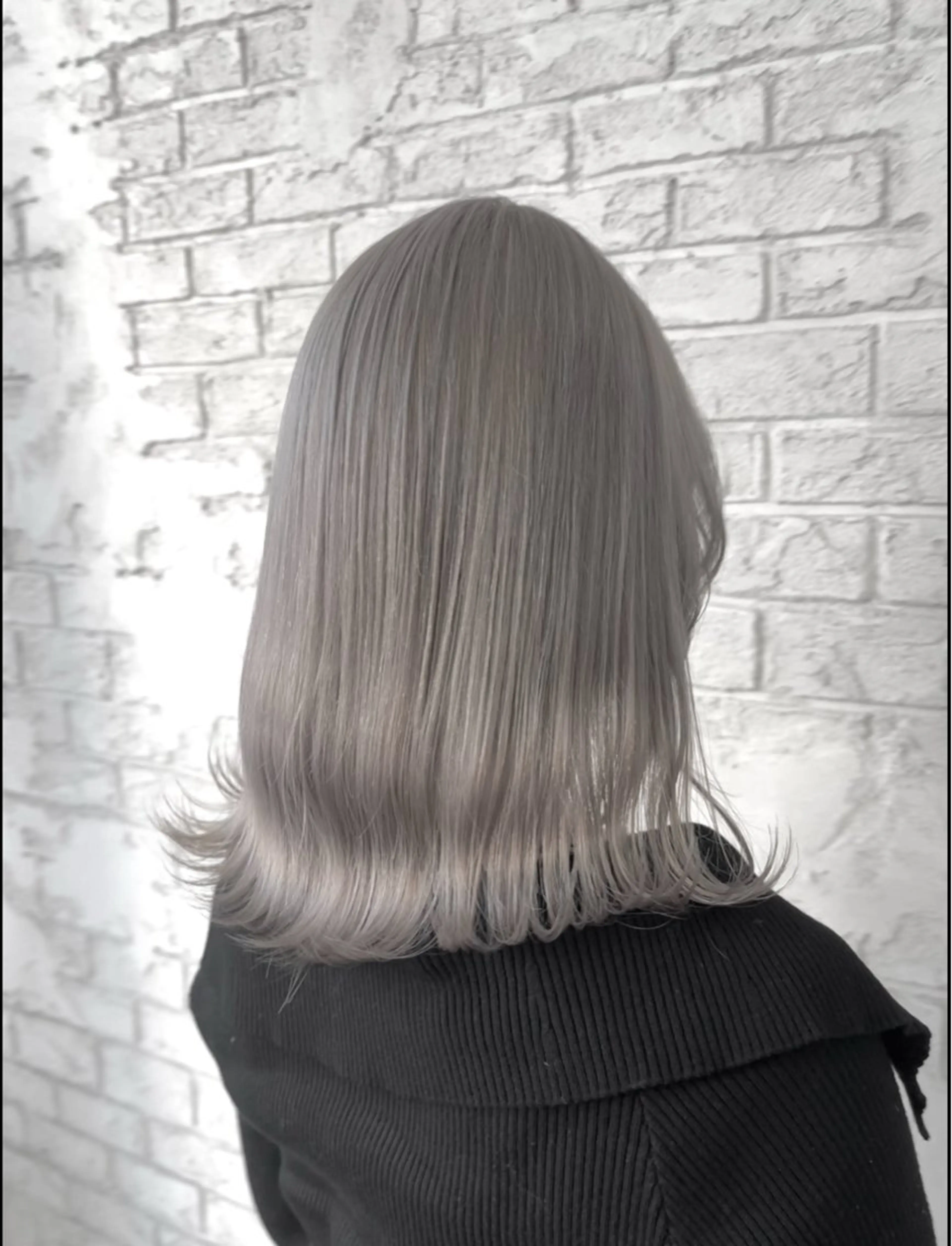 ミディアム 艶髪ブリーチカラー 💗manaka💗のヘアスタイル