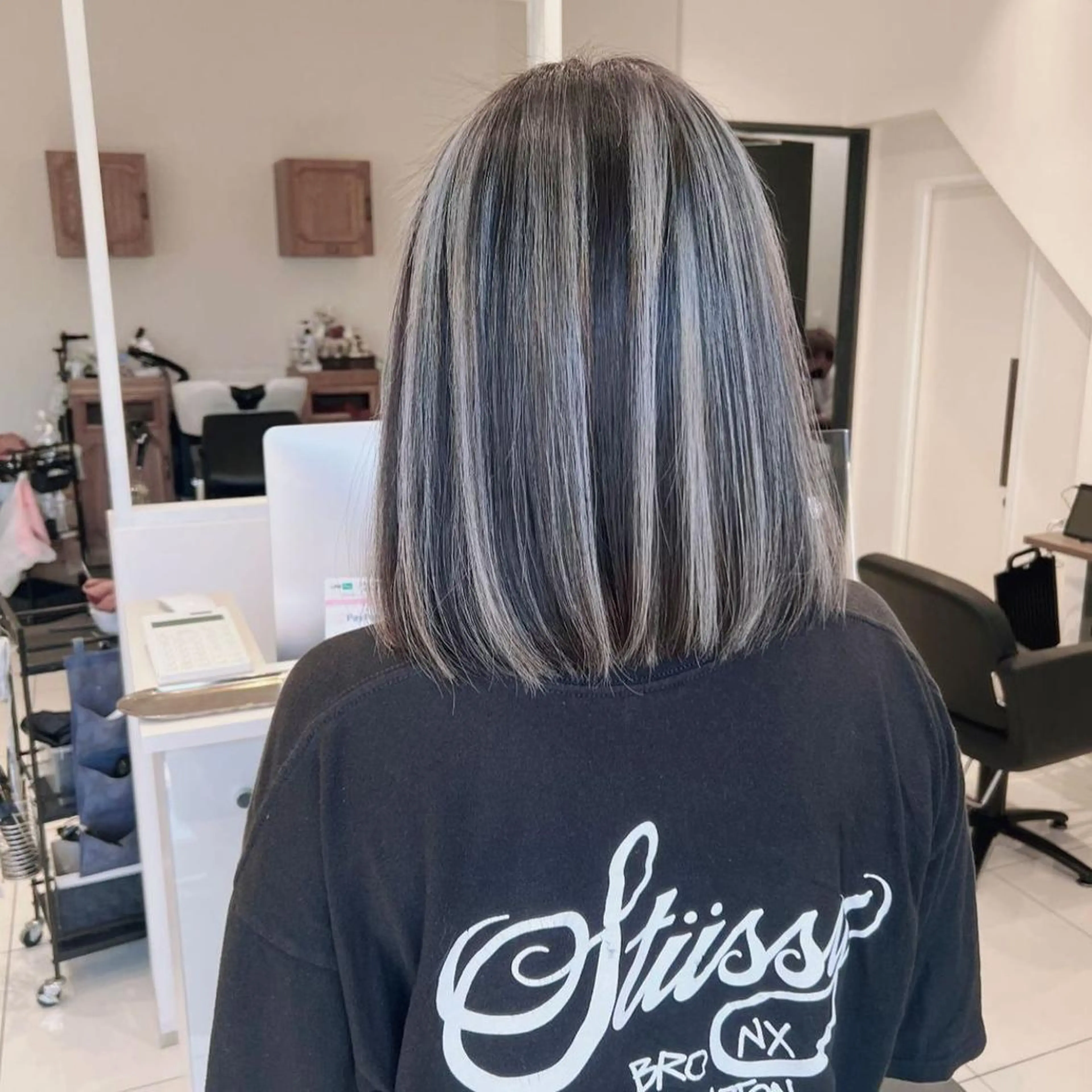 ミディアム カラー ブリーチ ケアブリーチ ハイライトカラー ハイライト 髪質改善 ヘアカラー 福西 洋斗のヘアスタイル