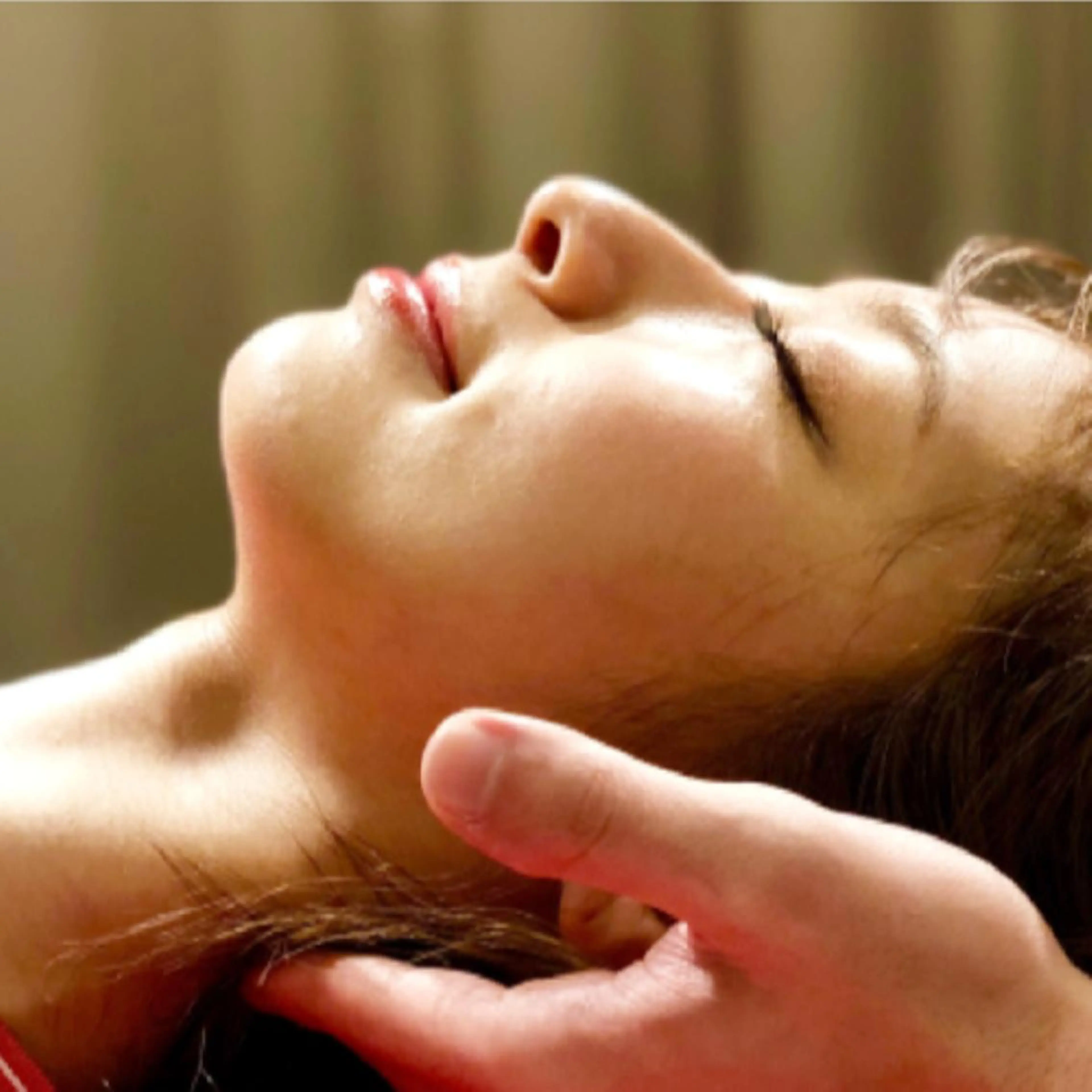 🌈リフトUP🫶 美容鍼 🌈 コナンのエステ・リラクイメージ