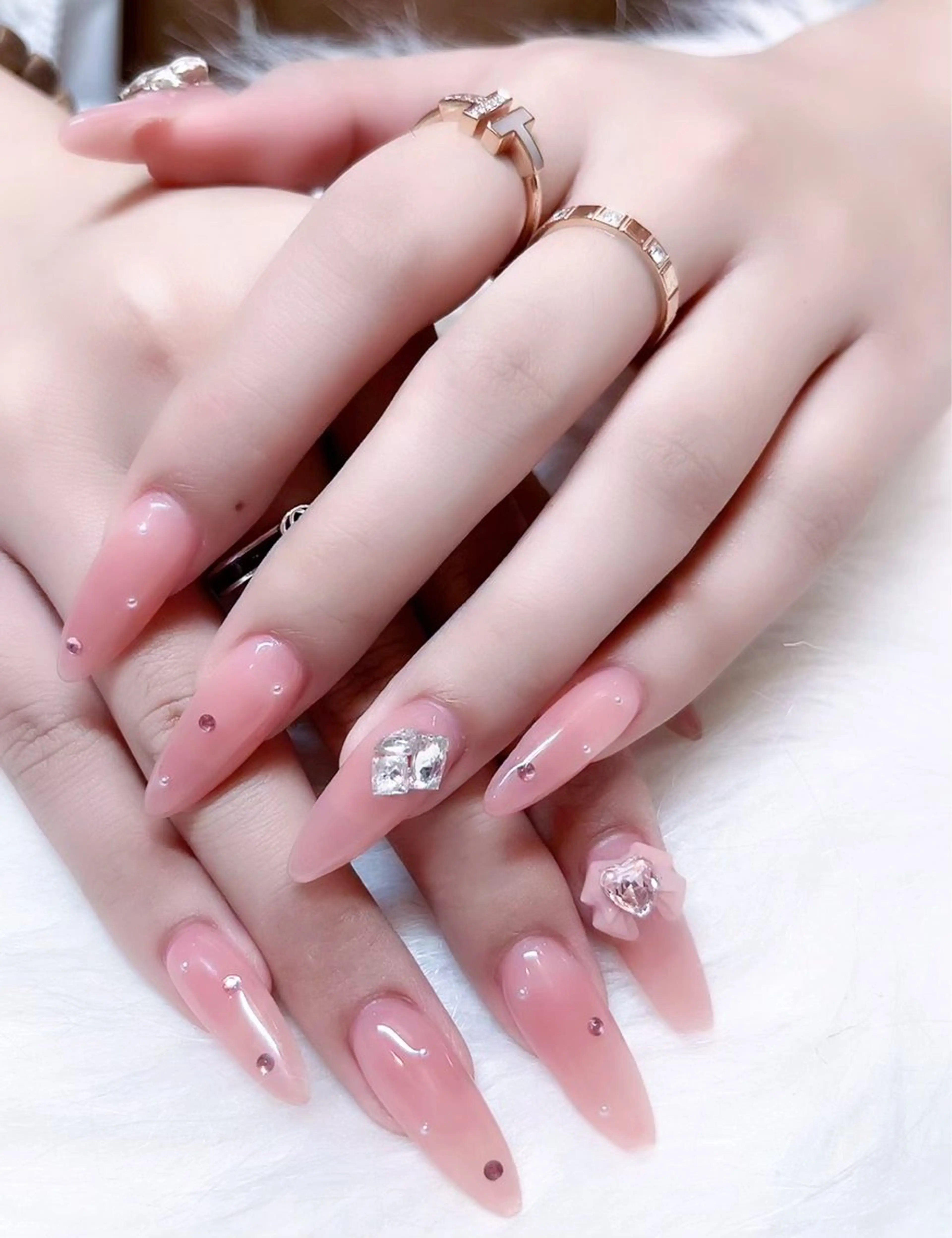 ネイル MoonNail ユリ🌸のネイルデザイン