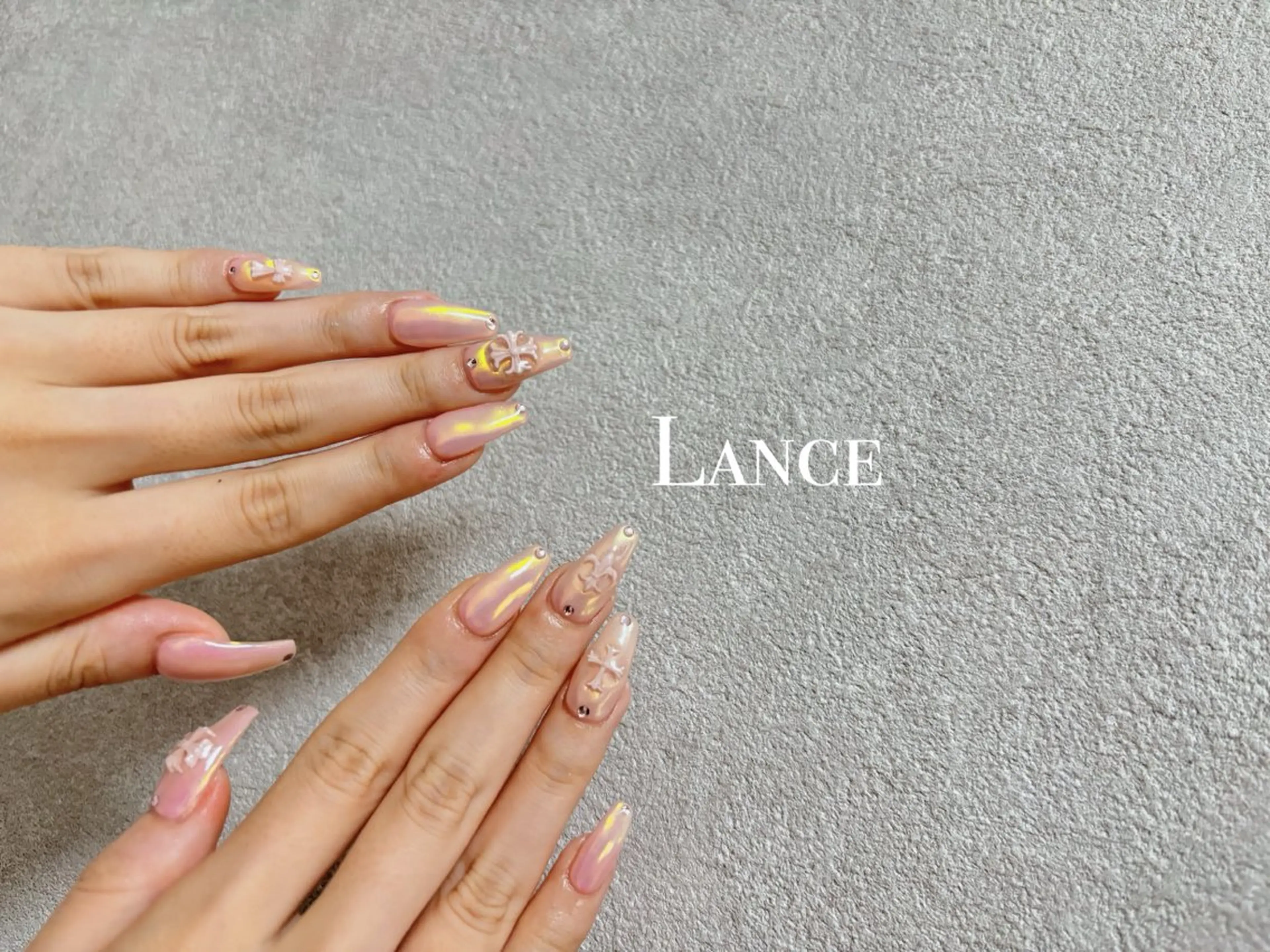 ネイル オーロラネイル フットネイル フレンチネイル キラキラネイル 韓国ネイル Lance nailのネイルデザイン