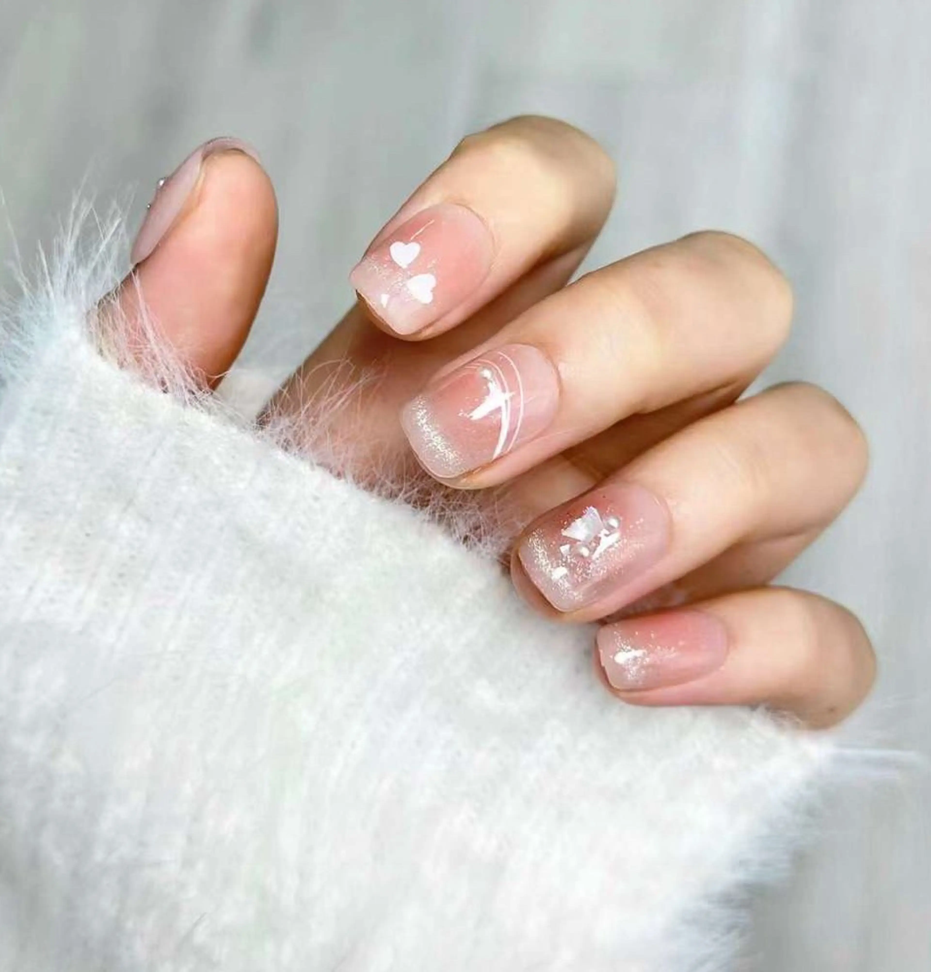 ネイル ハンドネイル MoonNail ユリ🌸のネイルデザイン