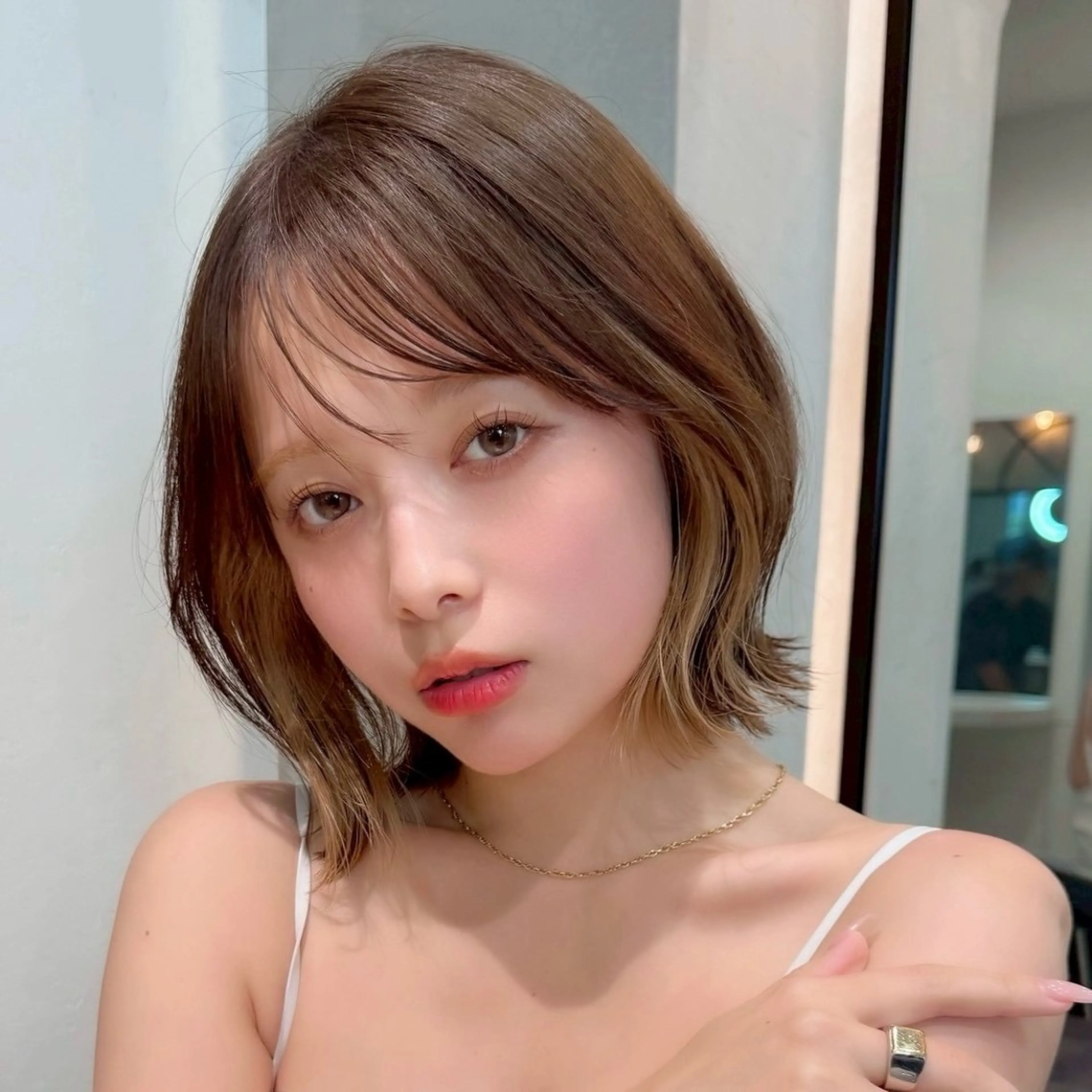 （今だけの特別価格🩵）😻インナーカラーMENU😻カット➕（ブリーチ込）カラー➕内部補修トリートメントの写真