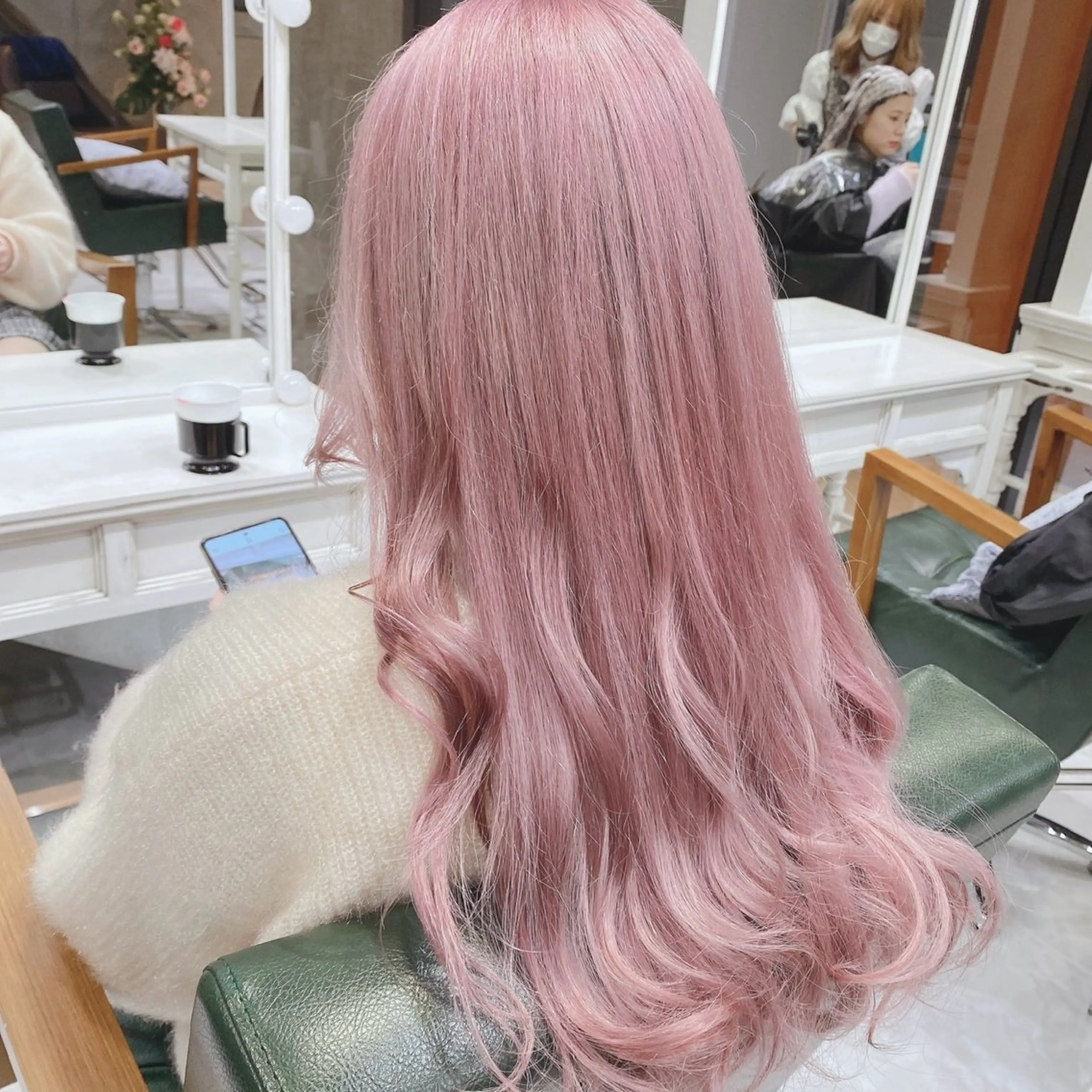 ロング カラー ブリーチ デザインカラー ハイトーンカラー ピンクカラー ヘアカラー トリートメント DAYS Men’sのヘアスタイル