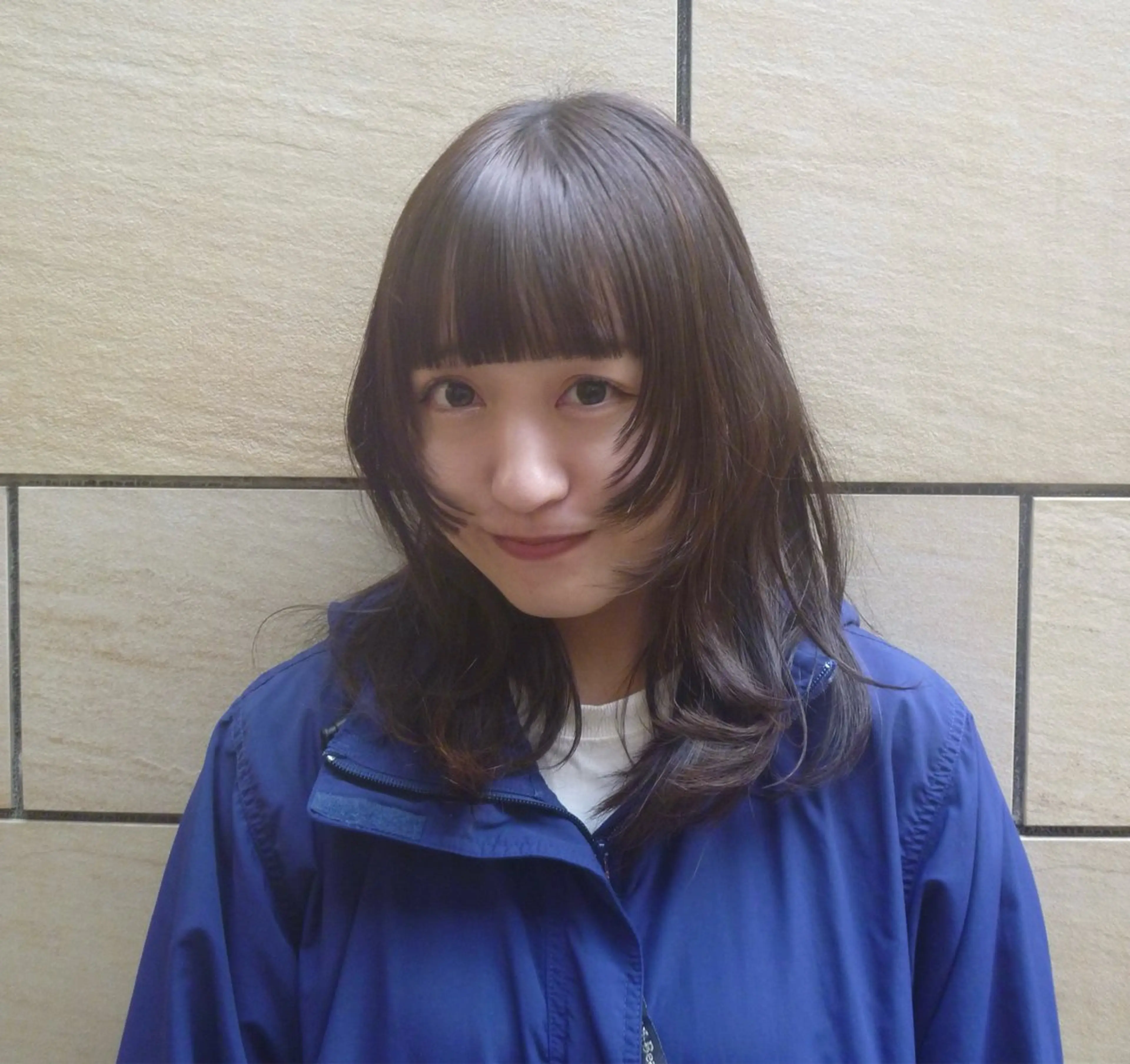 ミディアム カラー 透明感/暖色カラー ミウのヘアスタイル