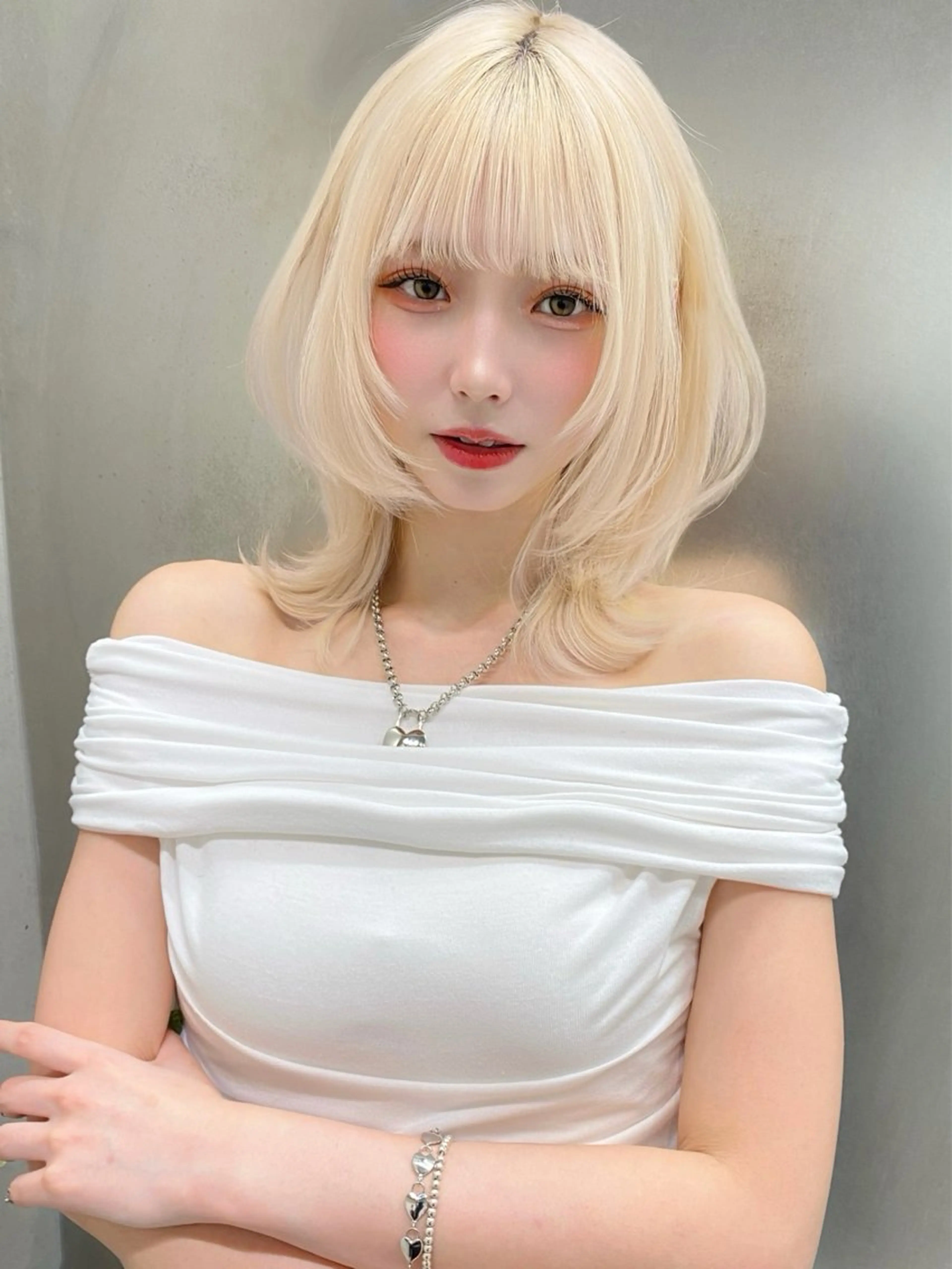 ミディアム カラー カット ヘアカラー トリートメント 韓国/レイヤー/艶髪 ルキアのヘアスタイル