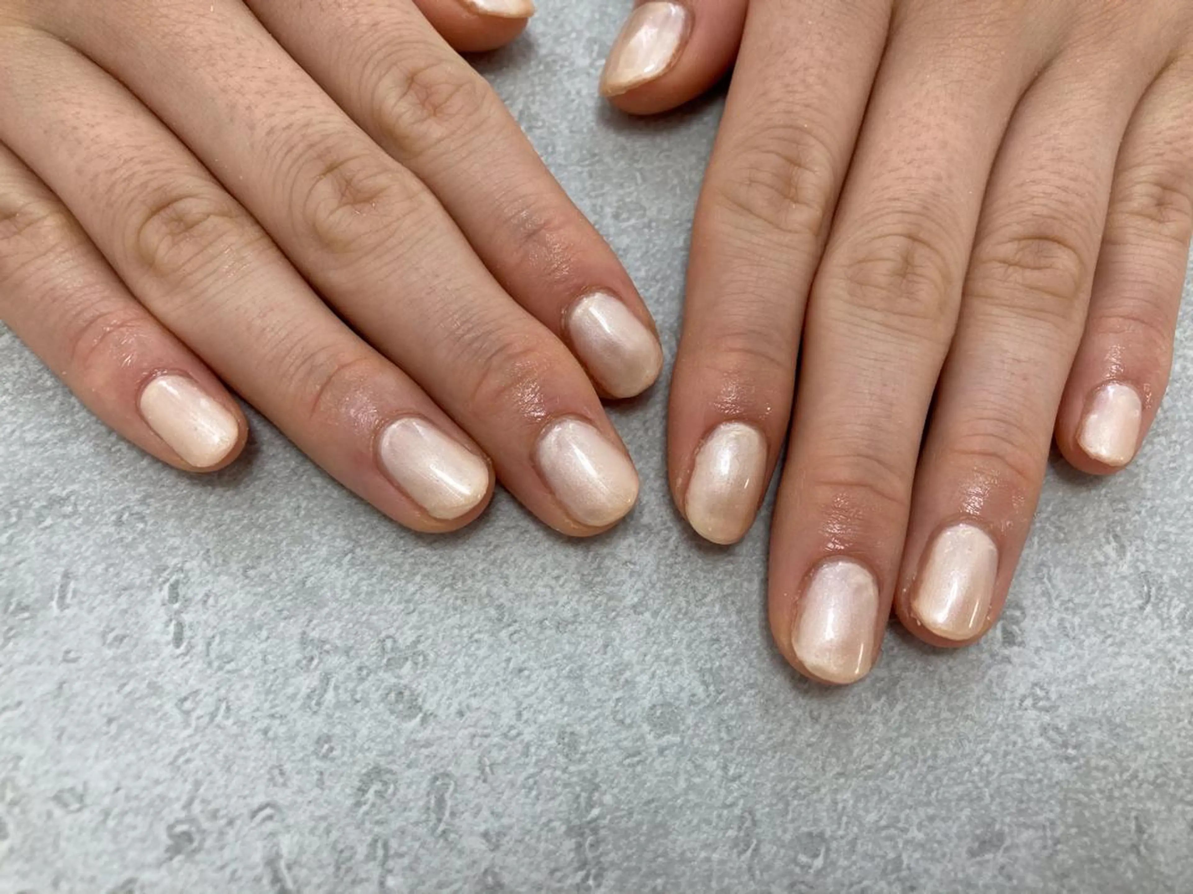ネイル ワンカラーネイル mogunail &blowのネイルデザイン