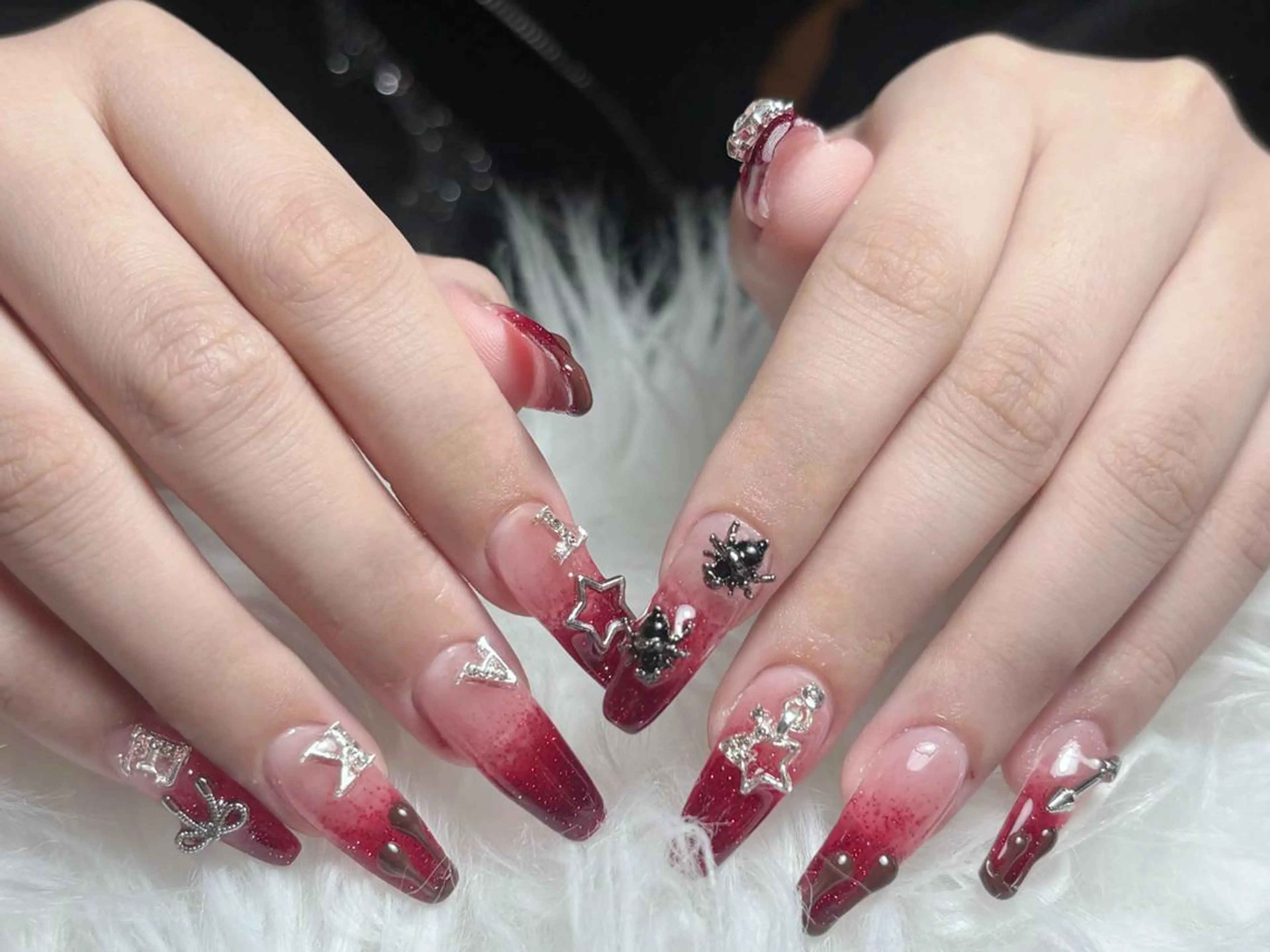 ネイル 長さ出し グラデーション 卒業式 キラキラネイル マグネットネイル Mio💖Belle Nail Salonのネイルデザイン