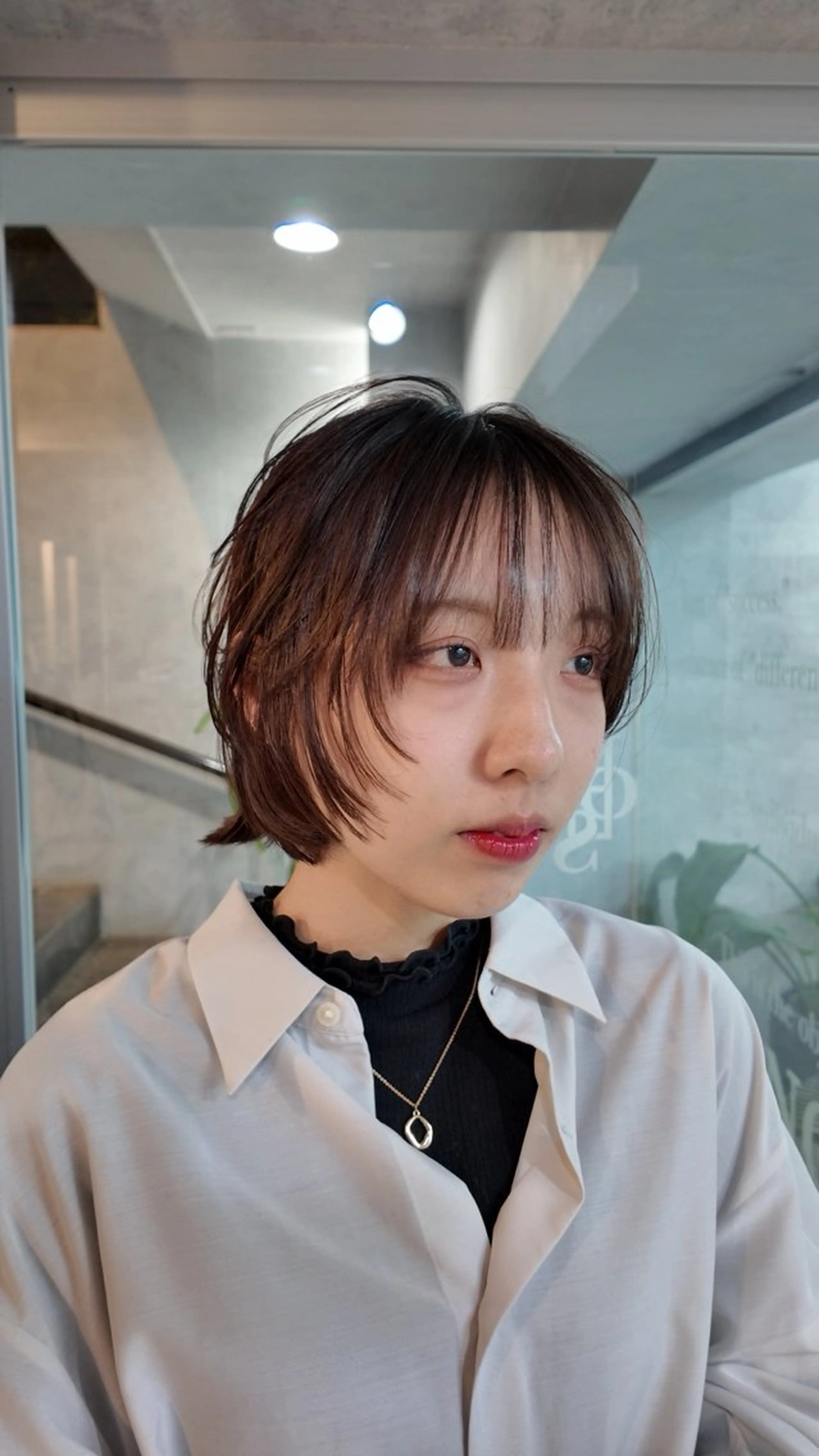 ショート You/透明感カラー レイヤーカット/ボブのヘアスタイル