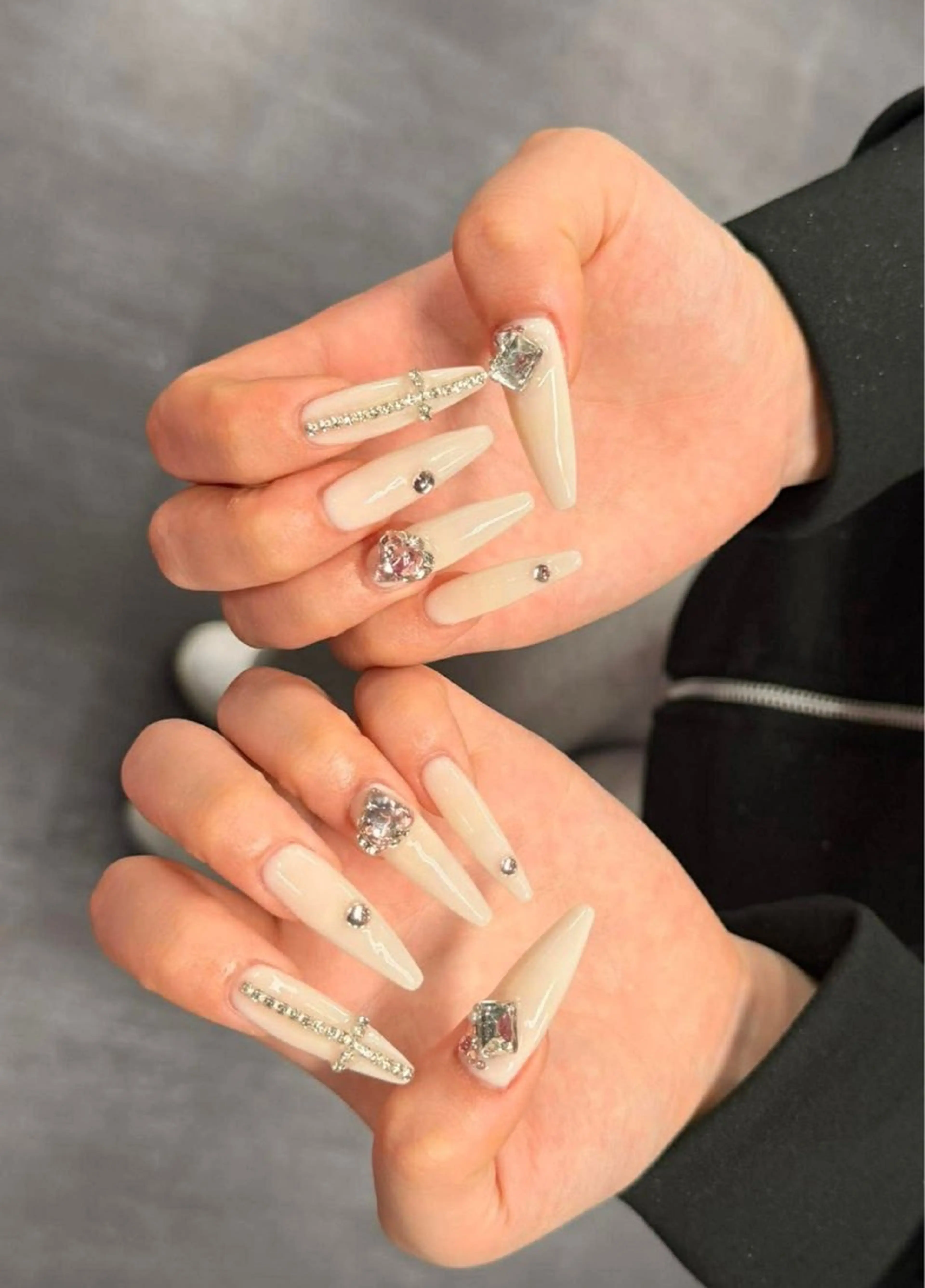 ネイル 韓国ネイル 持ち込み ニュアンスネイル ネイルチップ ハンドネイル Tini ANA.CHUOのネイルデザイン