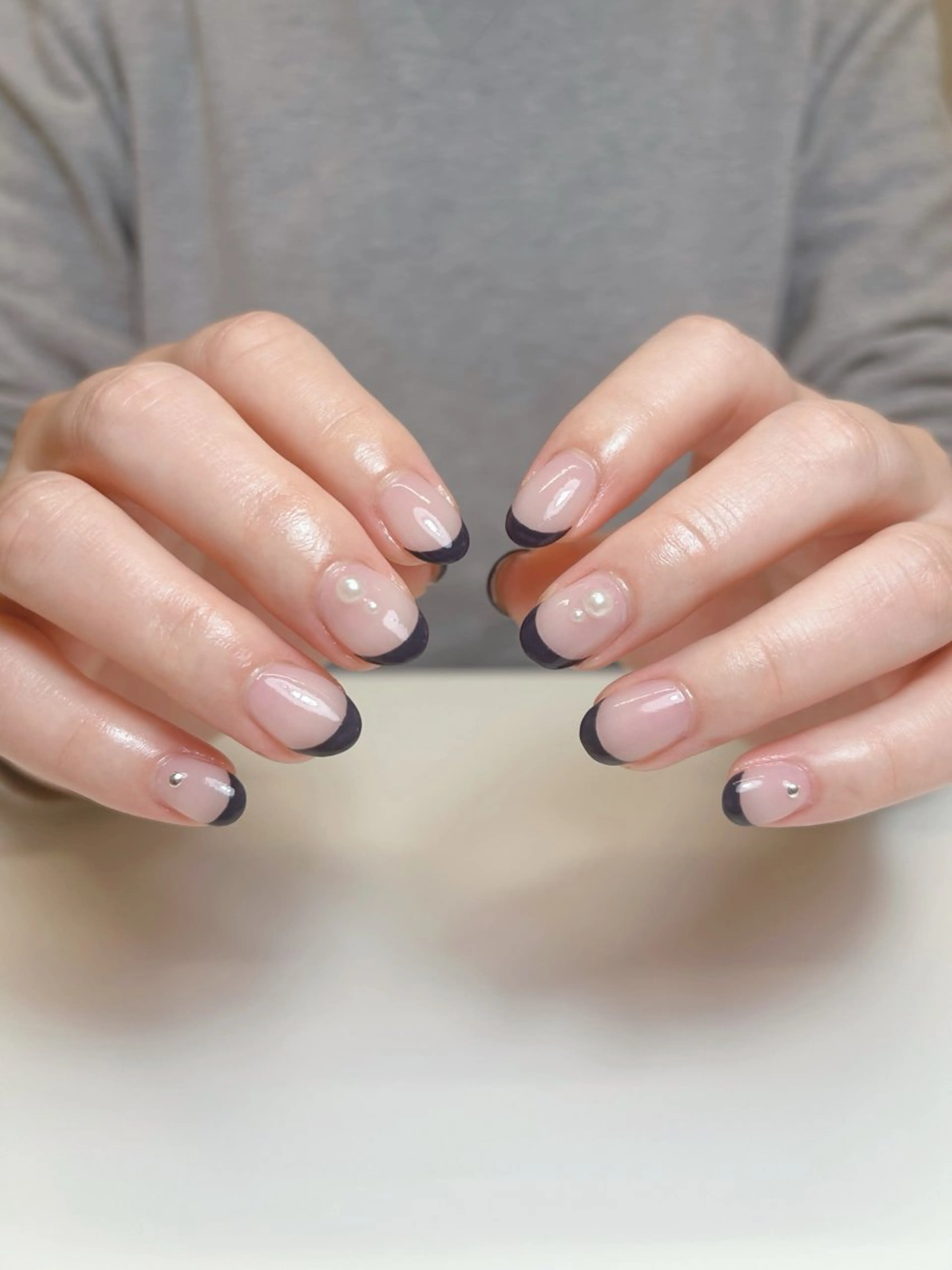 ネイル カジュアル フレンチネイル シンプルネイル 透灯 TOUTOU所属・透灯 TOUTOU 🪄のネイルデザイン