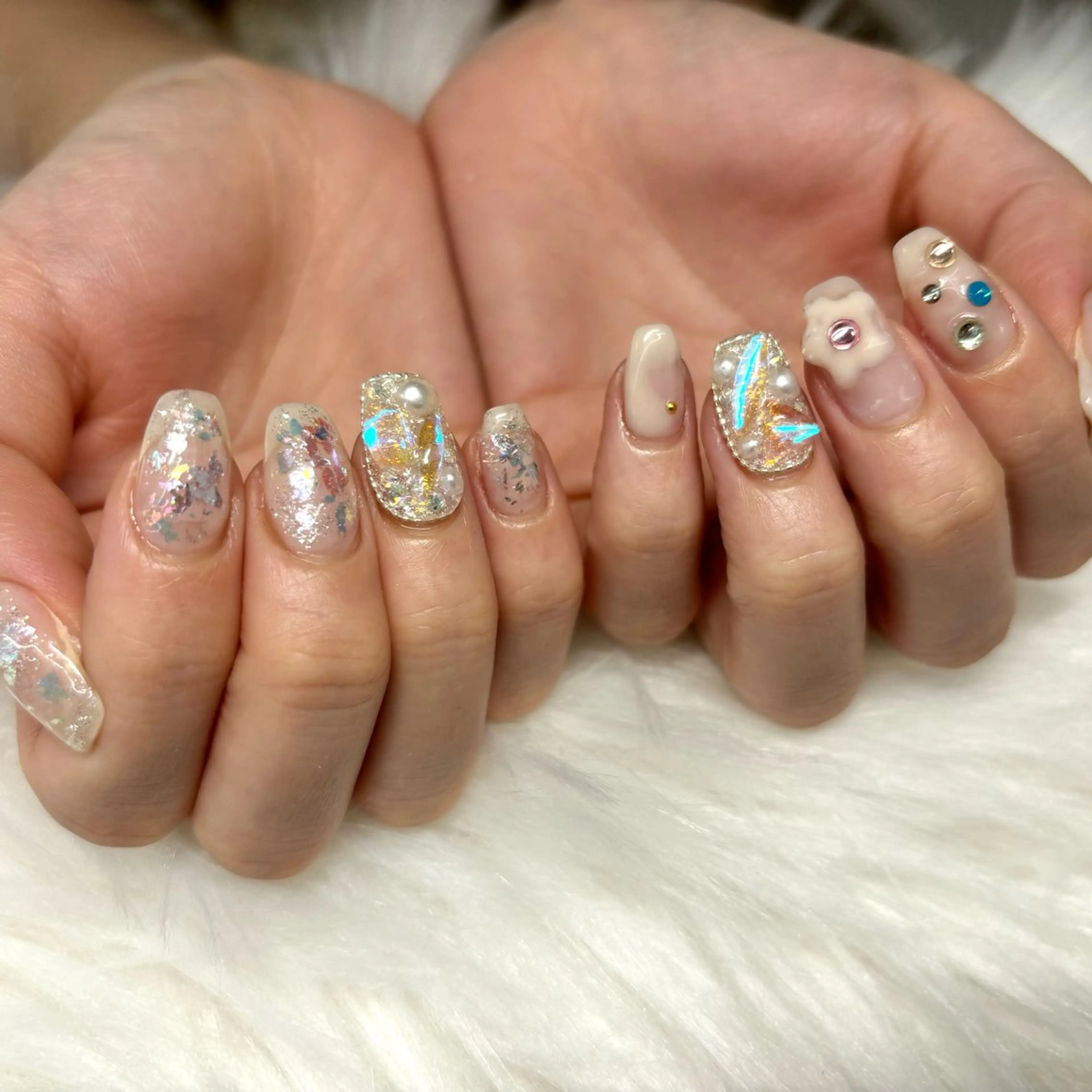 ネイル キラキラネイル SHIMA YURIEのネイルデザイン