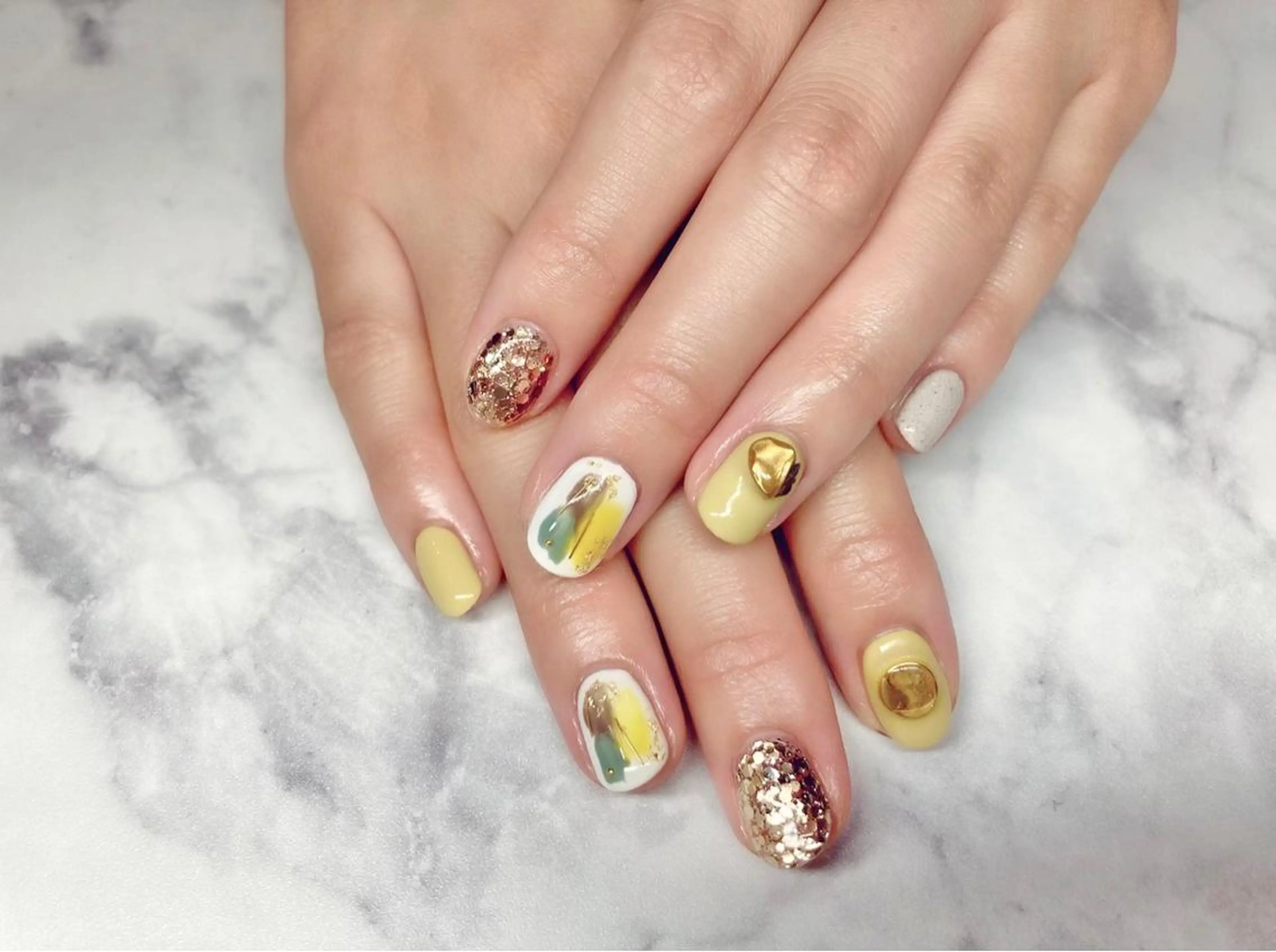 ネイル ジェルネイル ニュアンスネイル オフィスネイル パラジェル ハンドネイル Nail&eye Belire 新宿のネイルデザイン