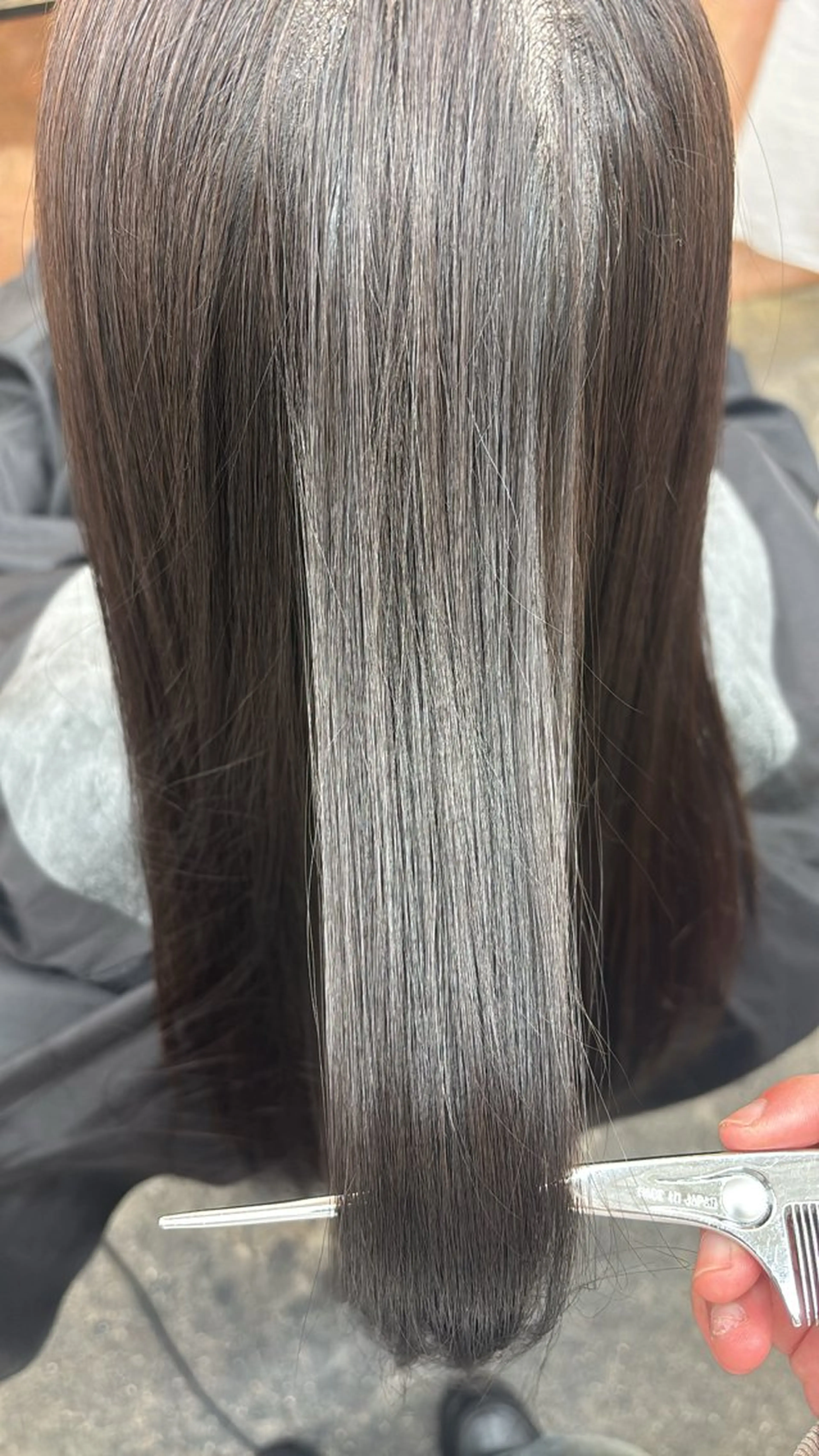 ロング 縮毛矯正 大本 涼風のヘアスタイル