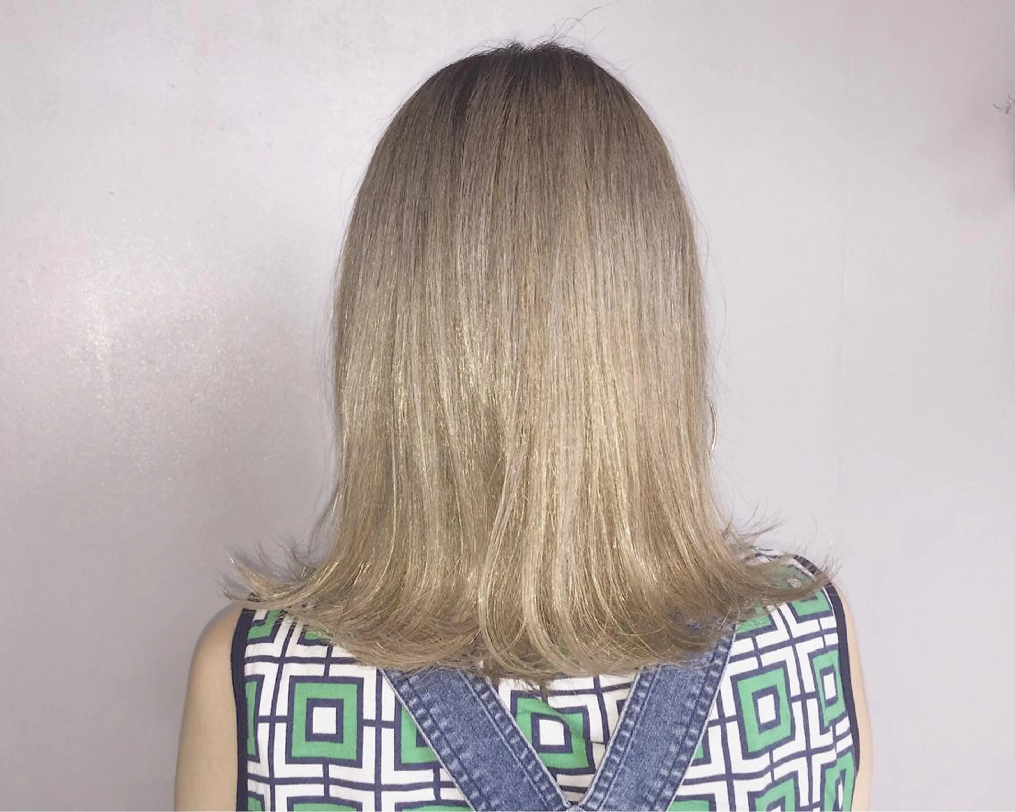 ミディアム カラー VIRETTA 【ヴィレッタ】のヘアスタイル