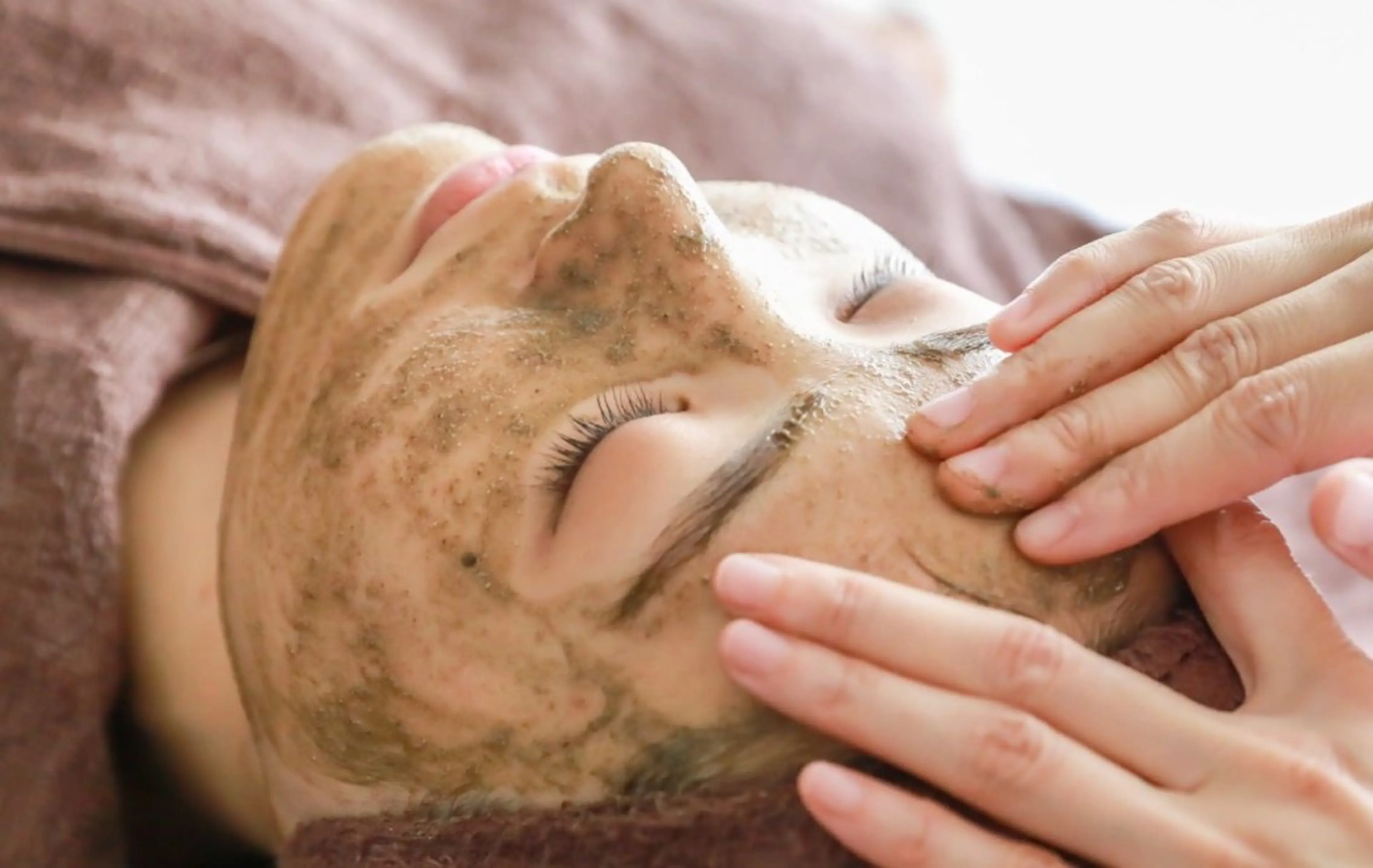 【陶器肌】OHL ハーブピーリング60分 剥離なし✨の写真