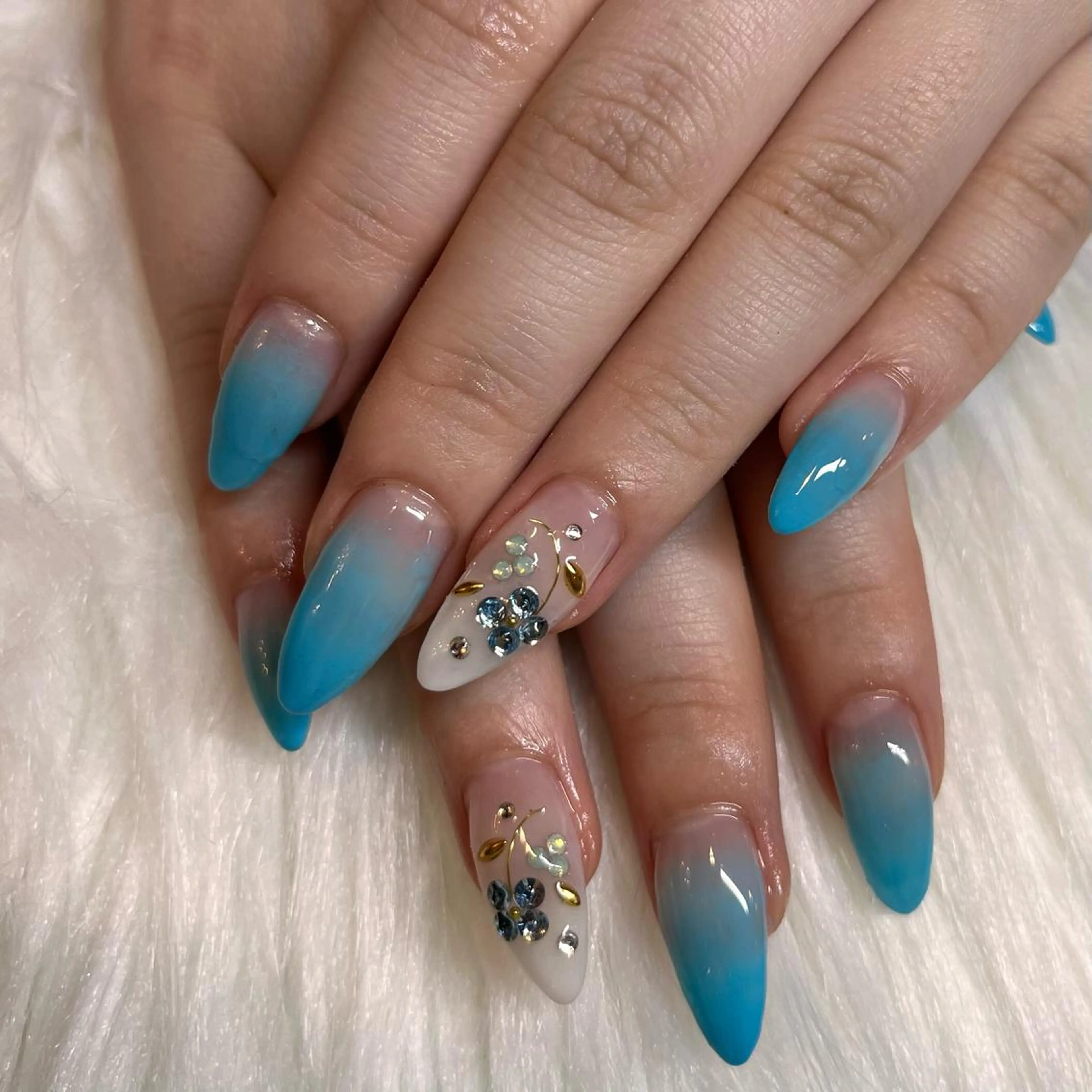 ロング MKY salonのネイルデザイン