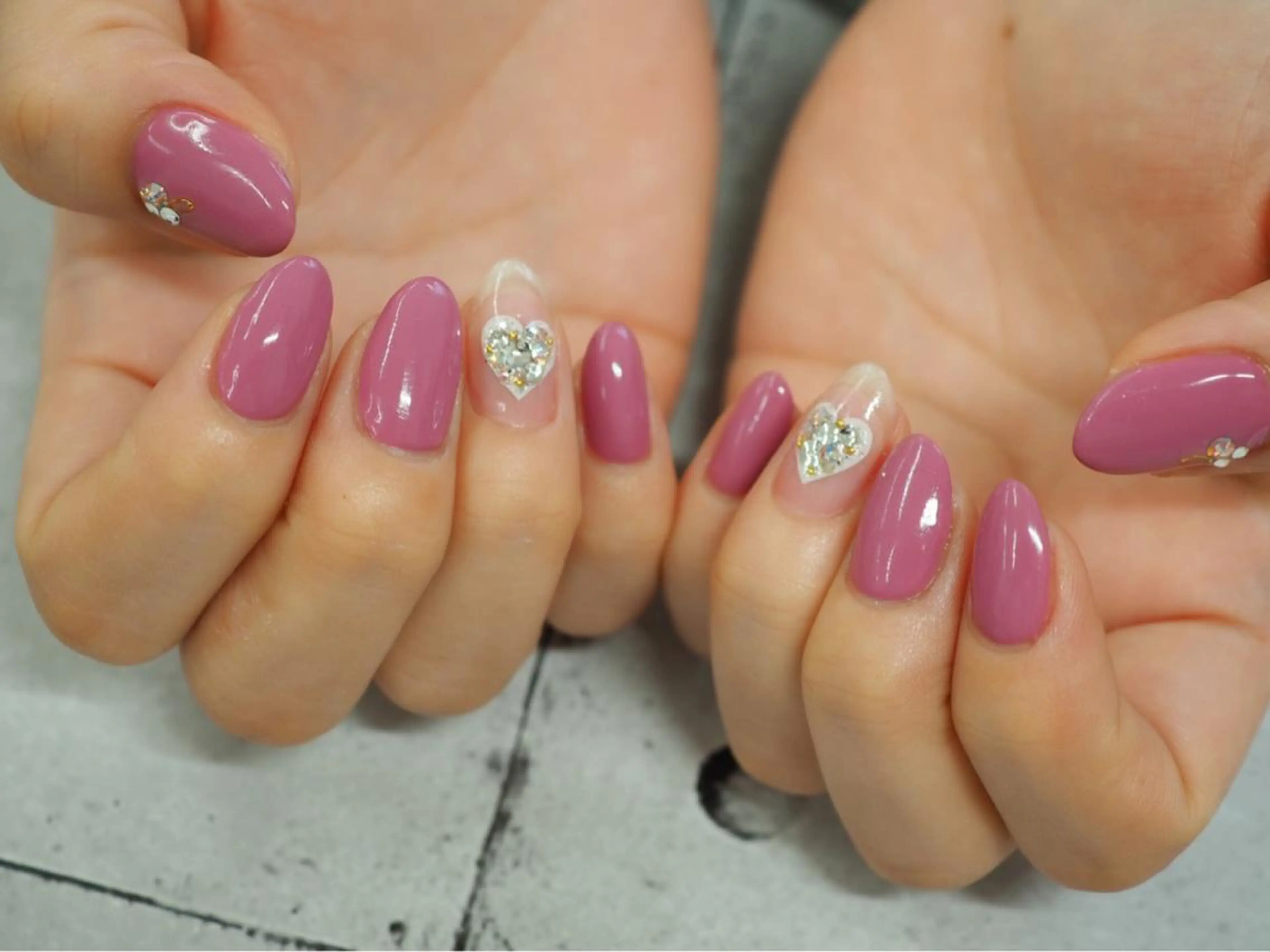 ネイル シンプルネイル Amu's所属・Amu's chikakoのネイルデザイン