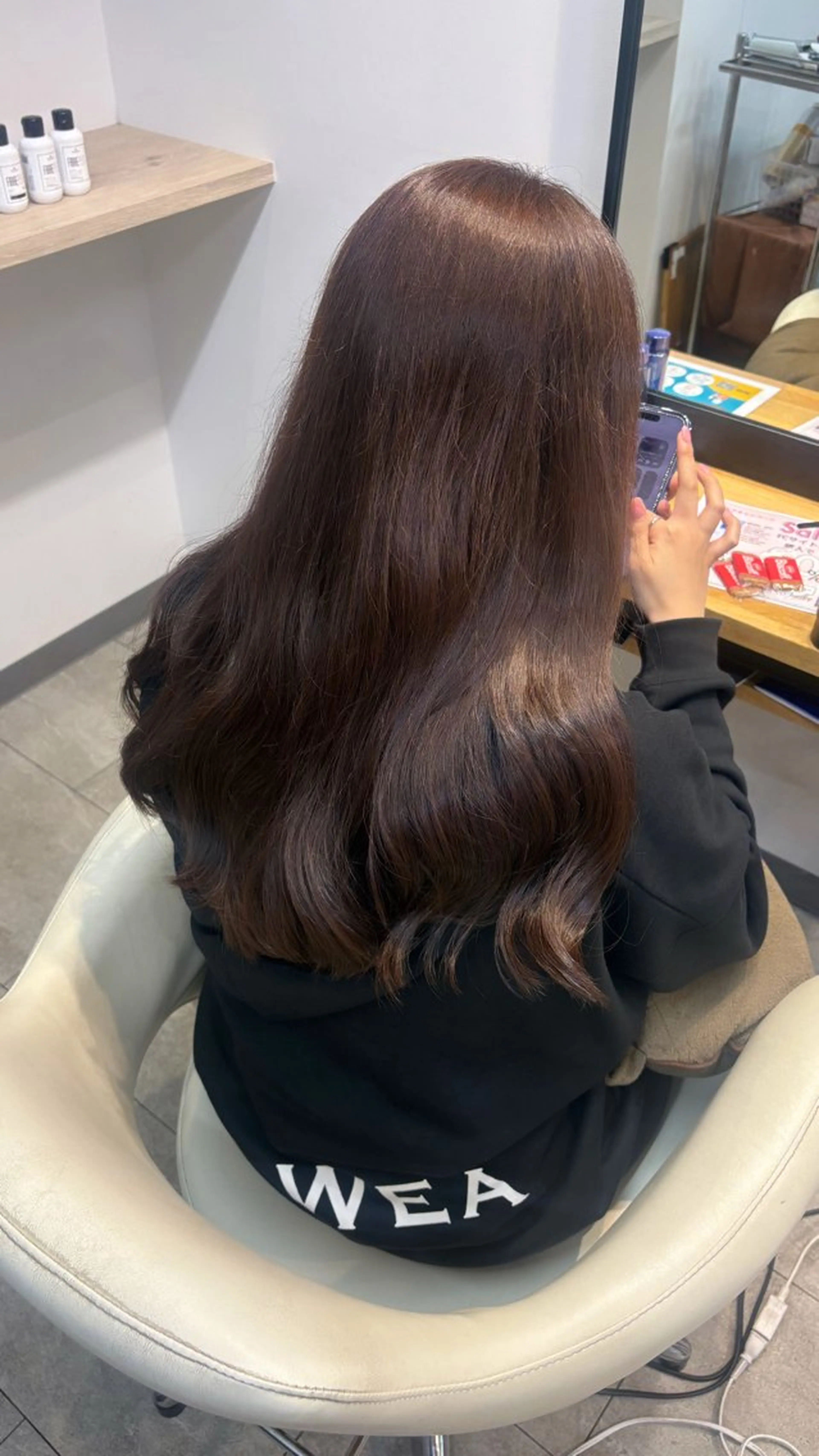 ロング チョコレートブラウン 六本木🫧マツエク 望月彩音のヘアスタイル