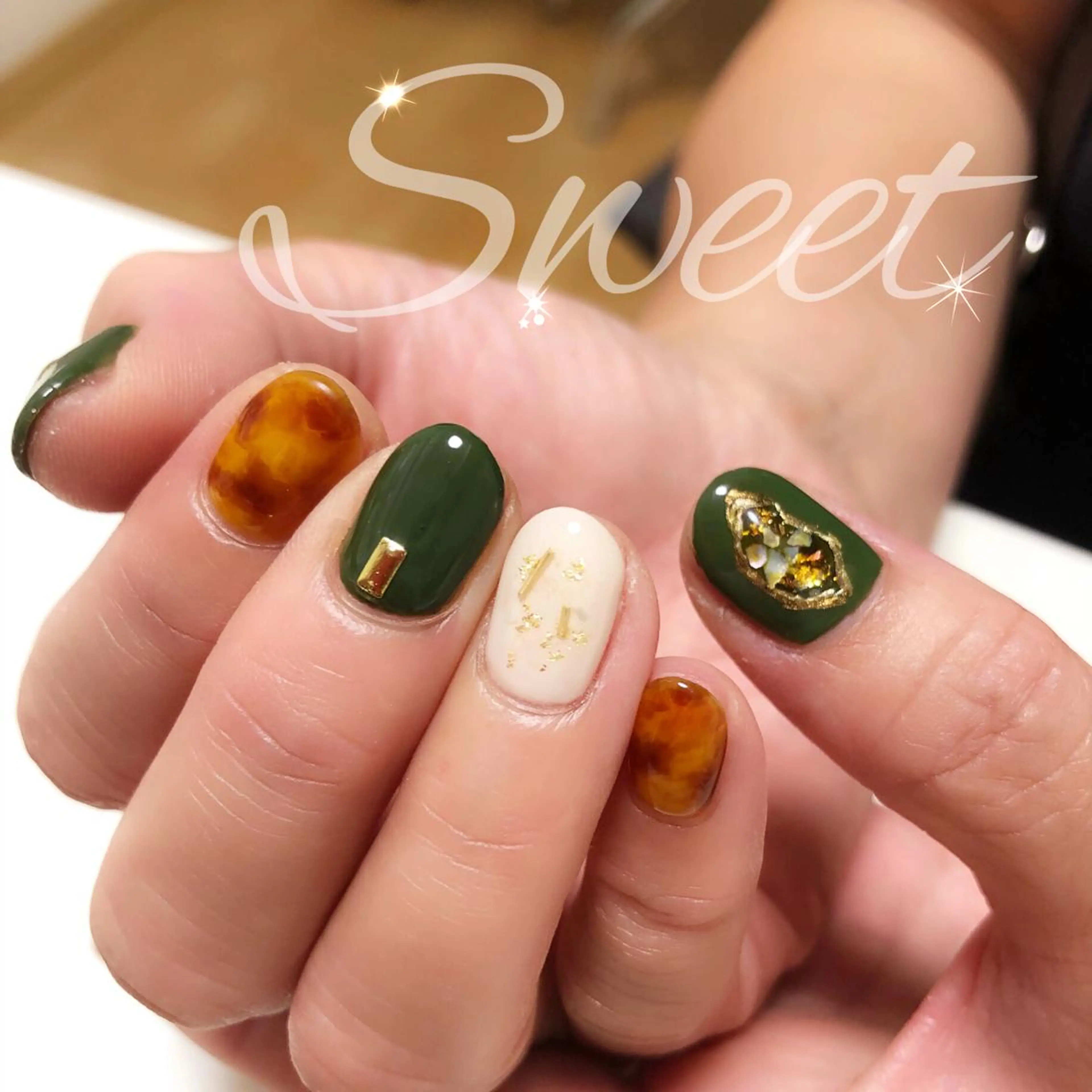 ネイル sweet 仲野陽子のネイルデザイン