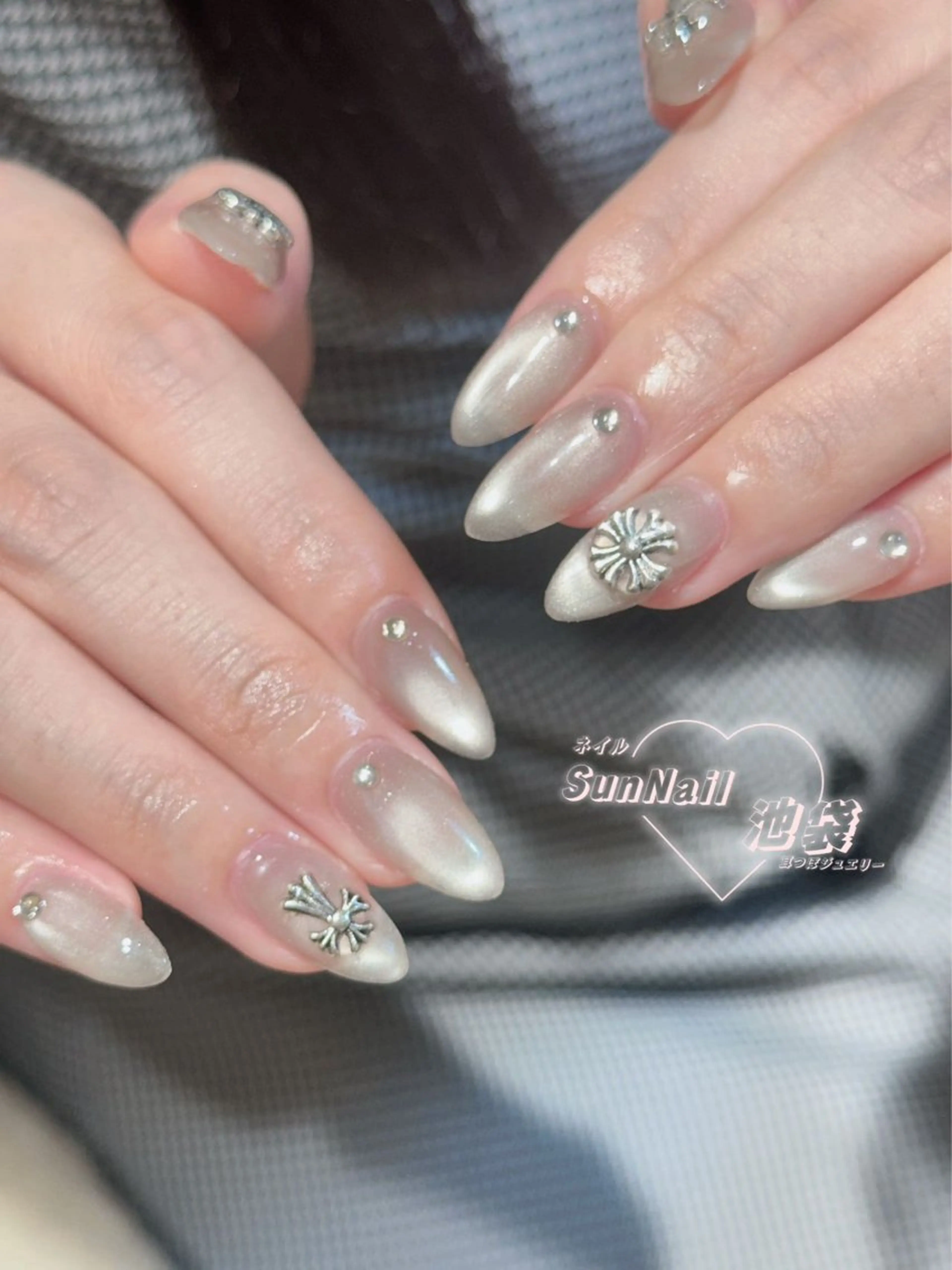 ネイル チークネイル 長さ出し フレンチネイル ガーリー ハロウィン ハンドネイル ハンドケア Sun Nail 池袋のエステ・リラクイメージ