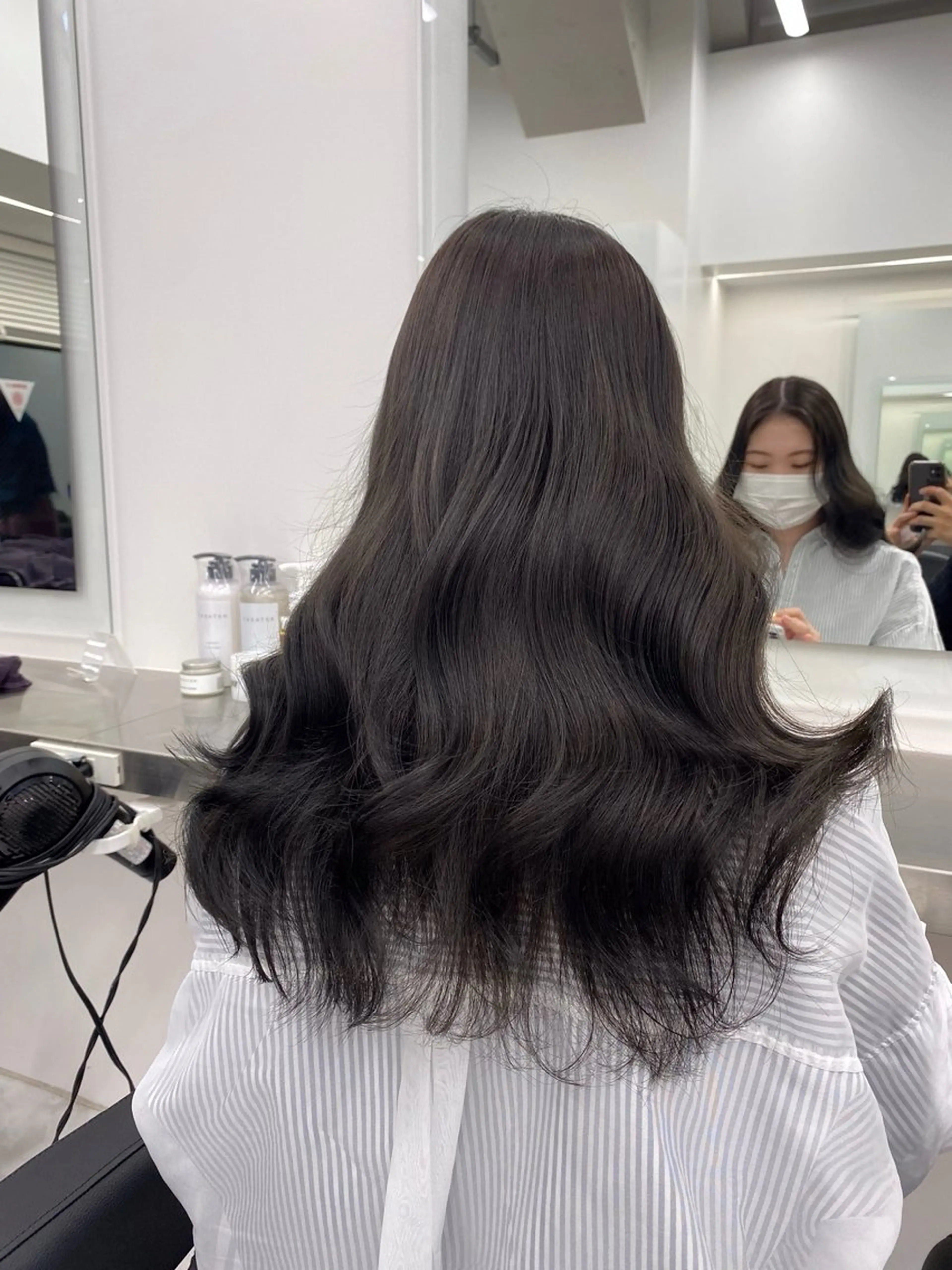 ロング カラー 透明感カラー 髪質改善 トリートメント 透明感トレンドヘア 🎀なるみ🎀のヘアスタイル