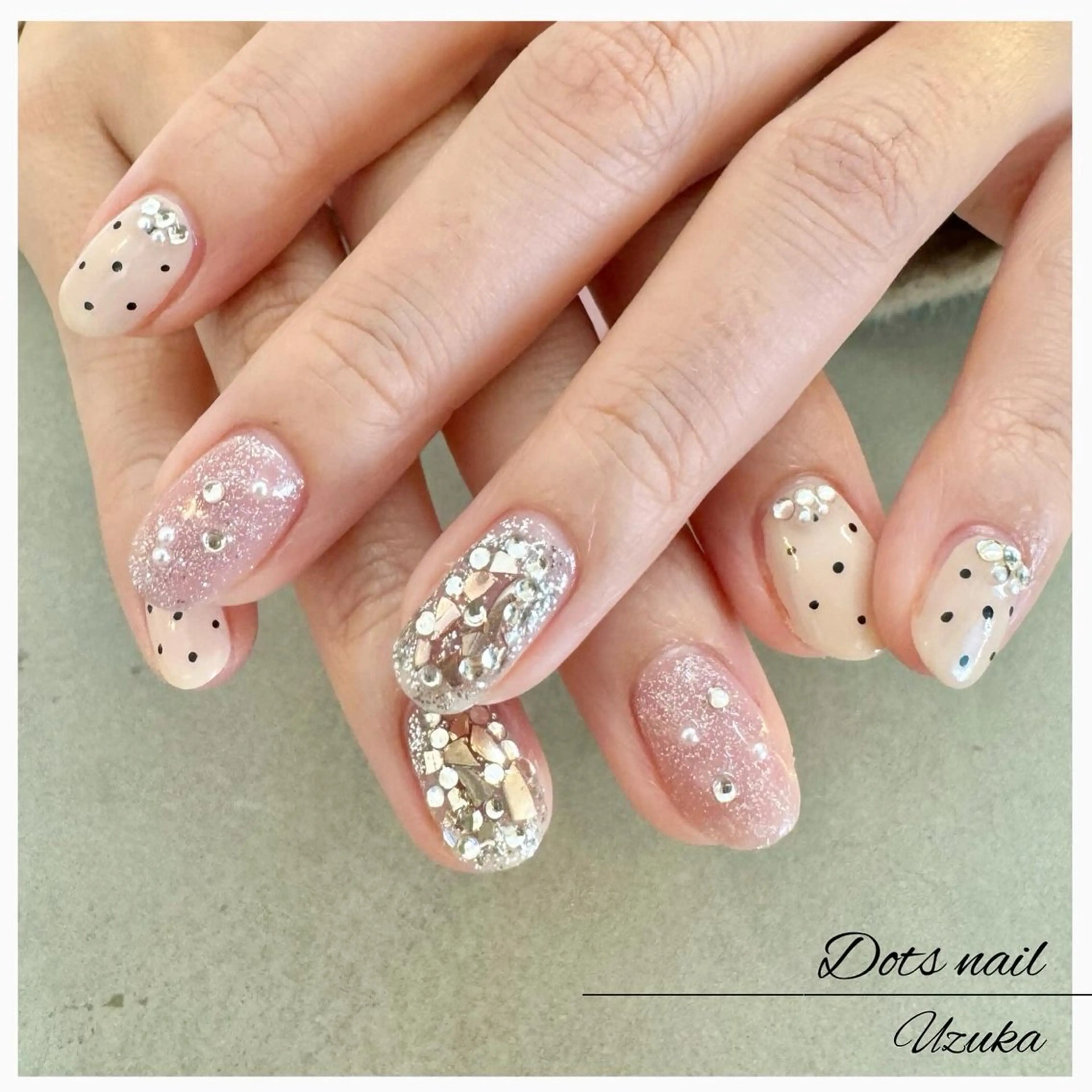 ネイル ドット キラキラネイル ピンク 【 enn 】 Uzuka Yukaのネイルデザイン