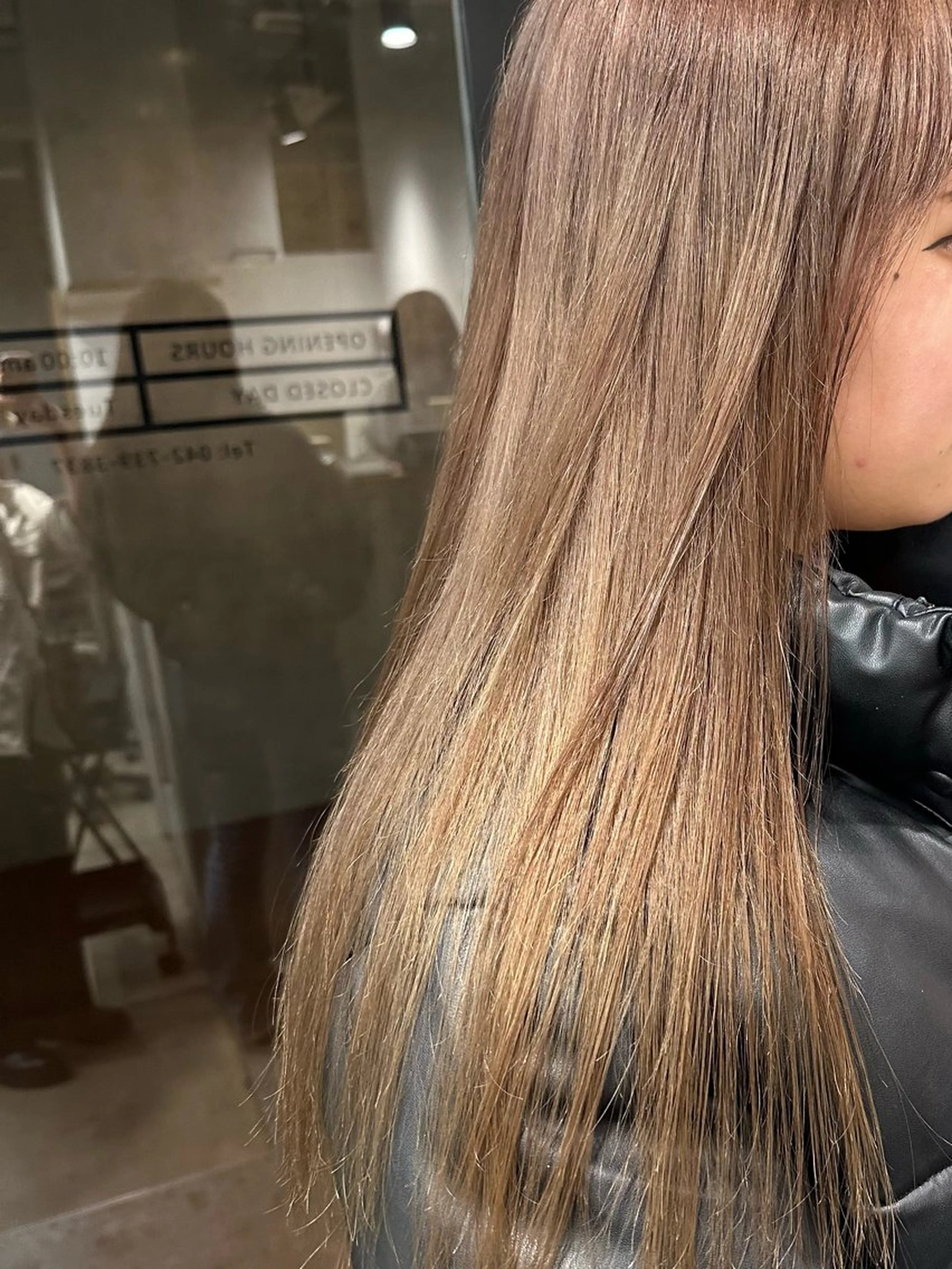 ミディアム カット ヘアカラー ︎🤎W color MIYU‎🤎のヘアスタイル