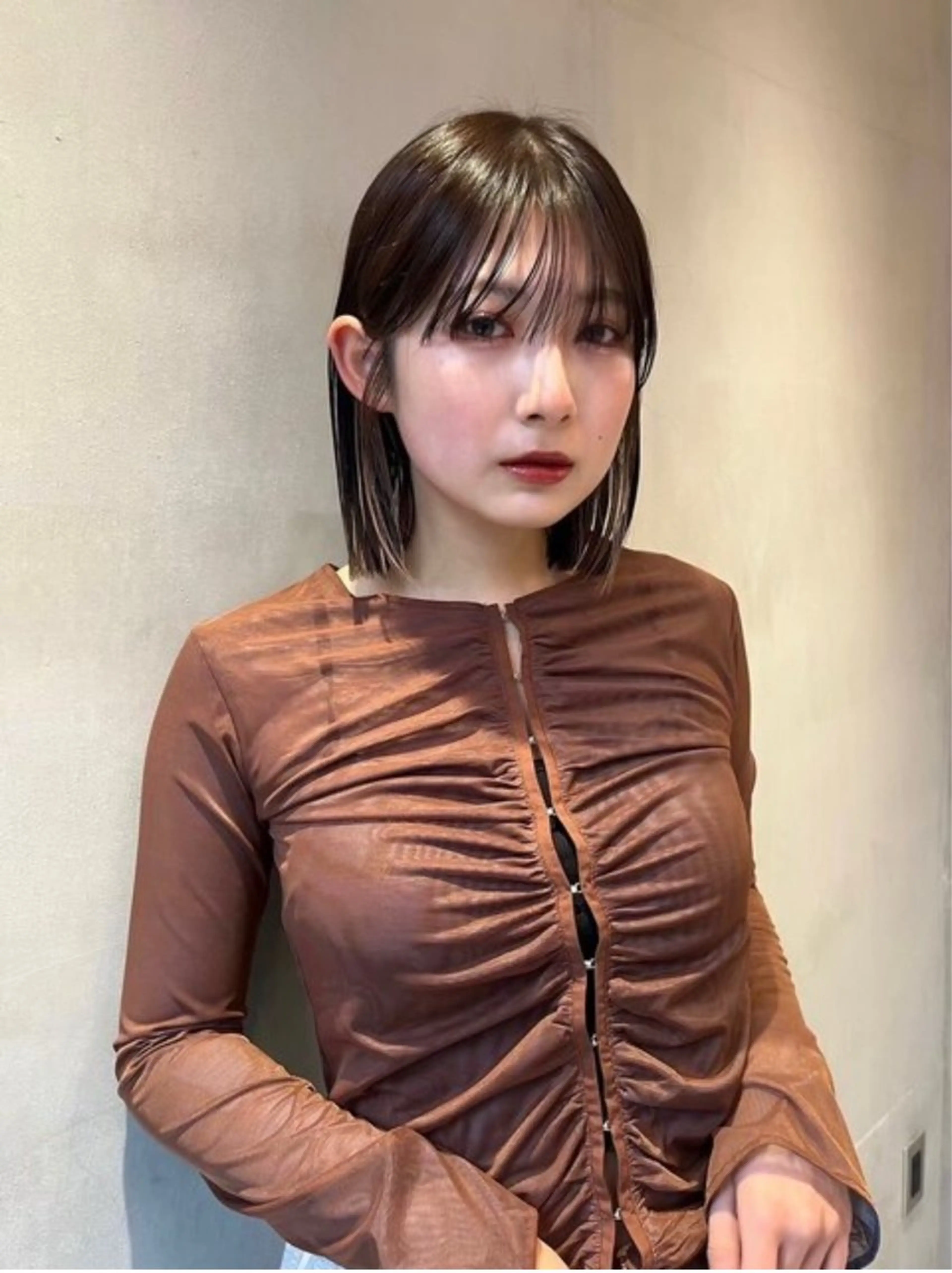 ショート カラー カット トリートメント ヘアセット 圧倒的 毛流れ センターパートのヘアスタイル