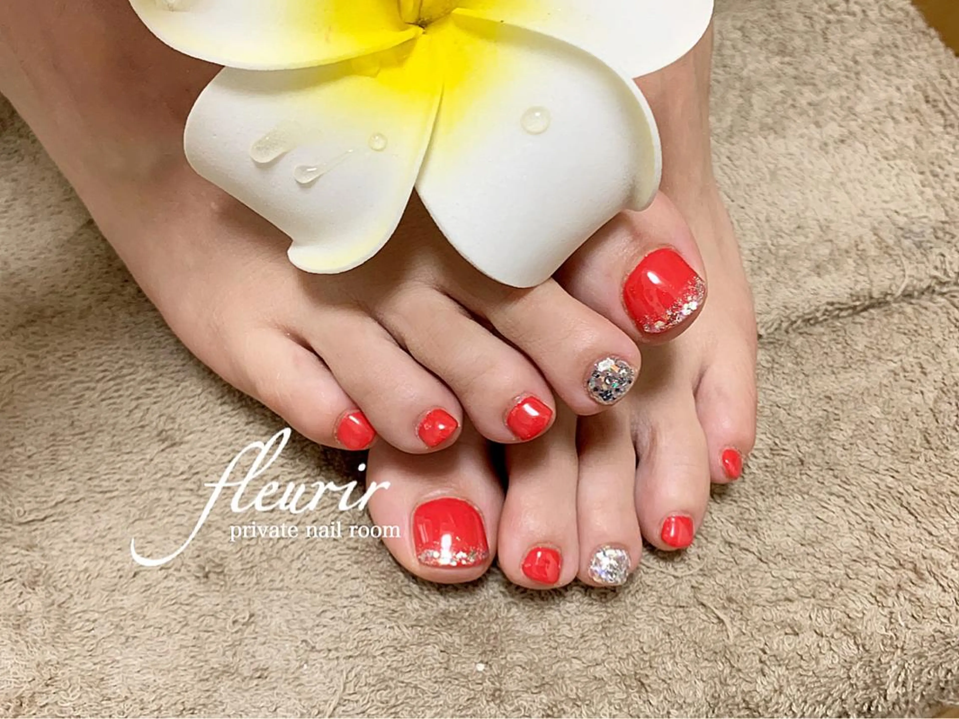 ネイル フットネイル ラメ(グリッター) ワンカラーネイル フルリール 【プライベートサロンのネイルデザイン