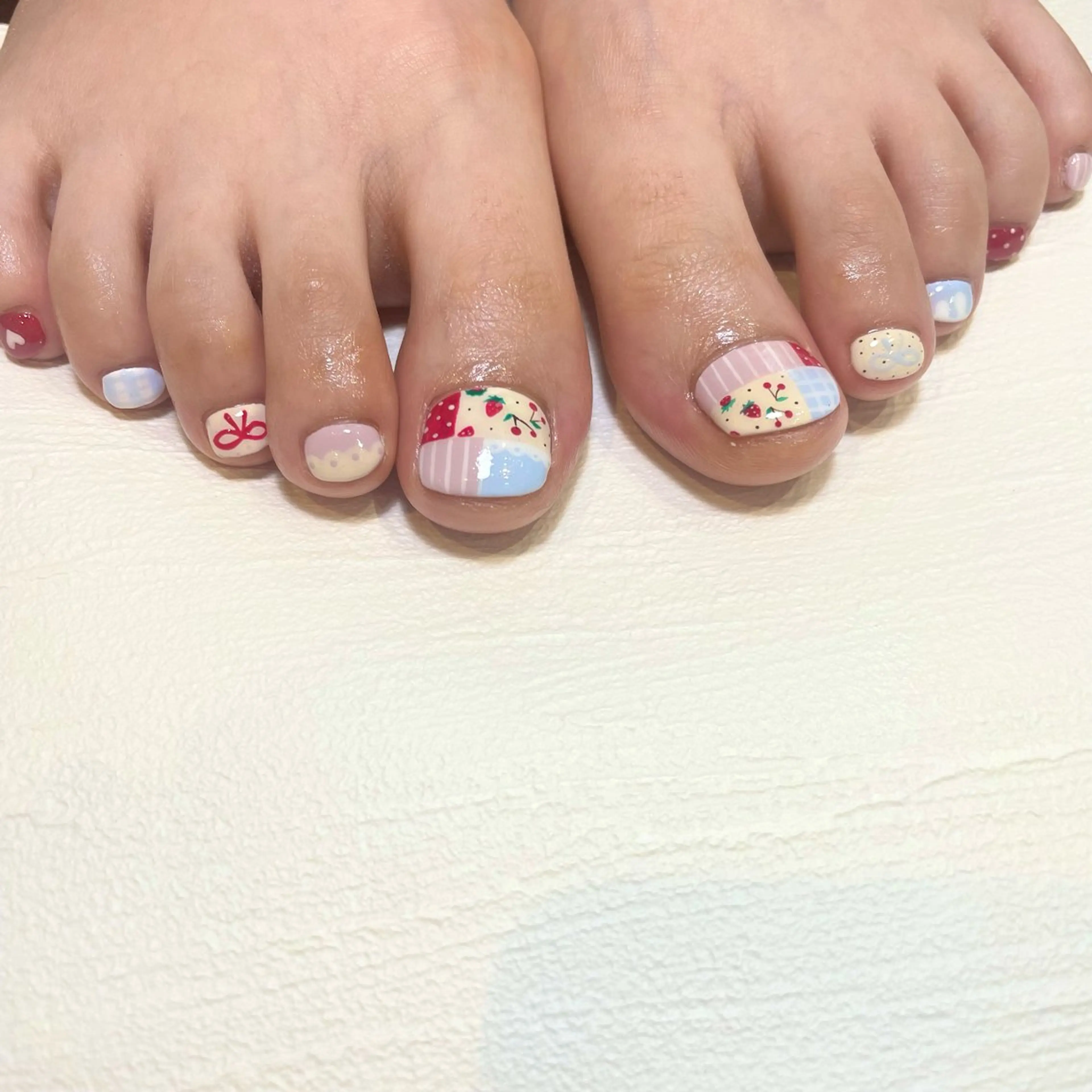 ネイル フットネイル Style Rougeのネイルデザイン