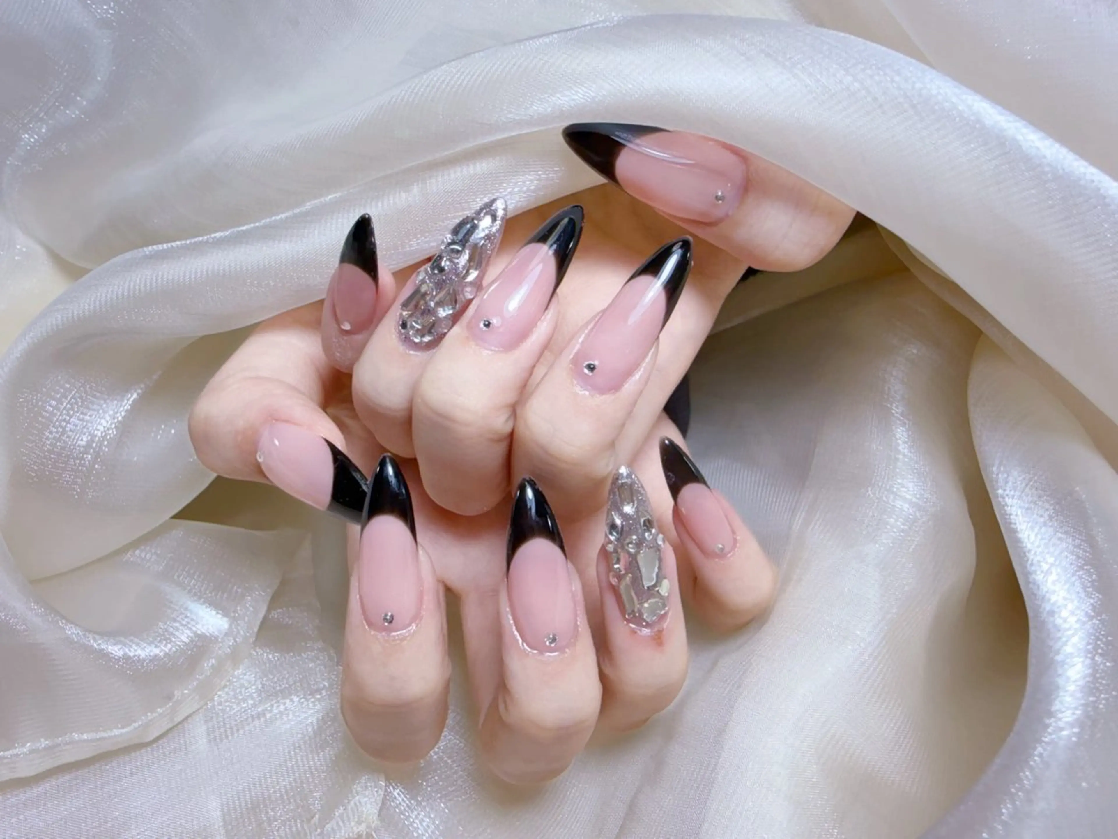 ネイル チークネイル 長さ出し フレンチネイル ジェルネイル 韓国ネイル ハンドネイル Lucky Nail Salonのネイルデザイン