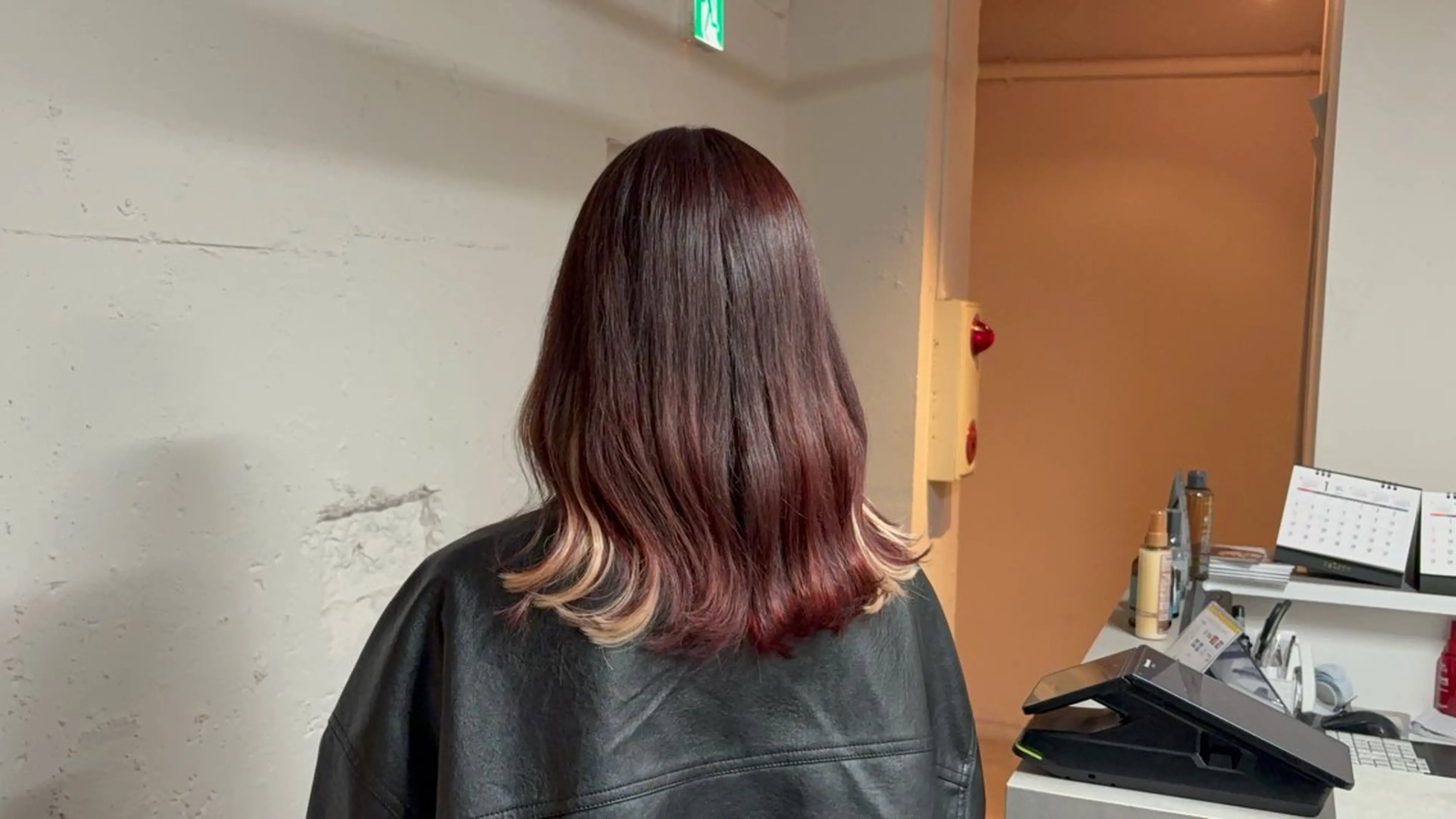 セミロング tokute 中野真咲🐺のヘアスタイル