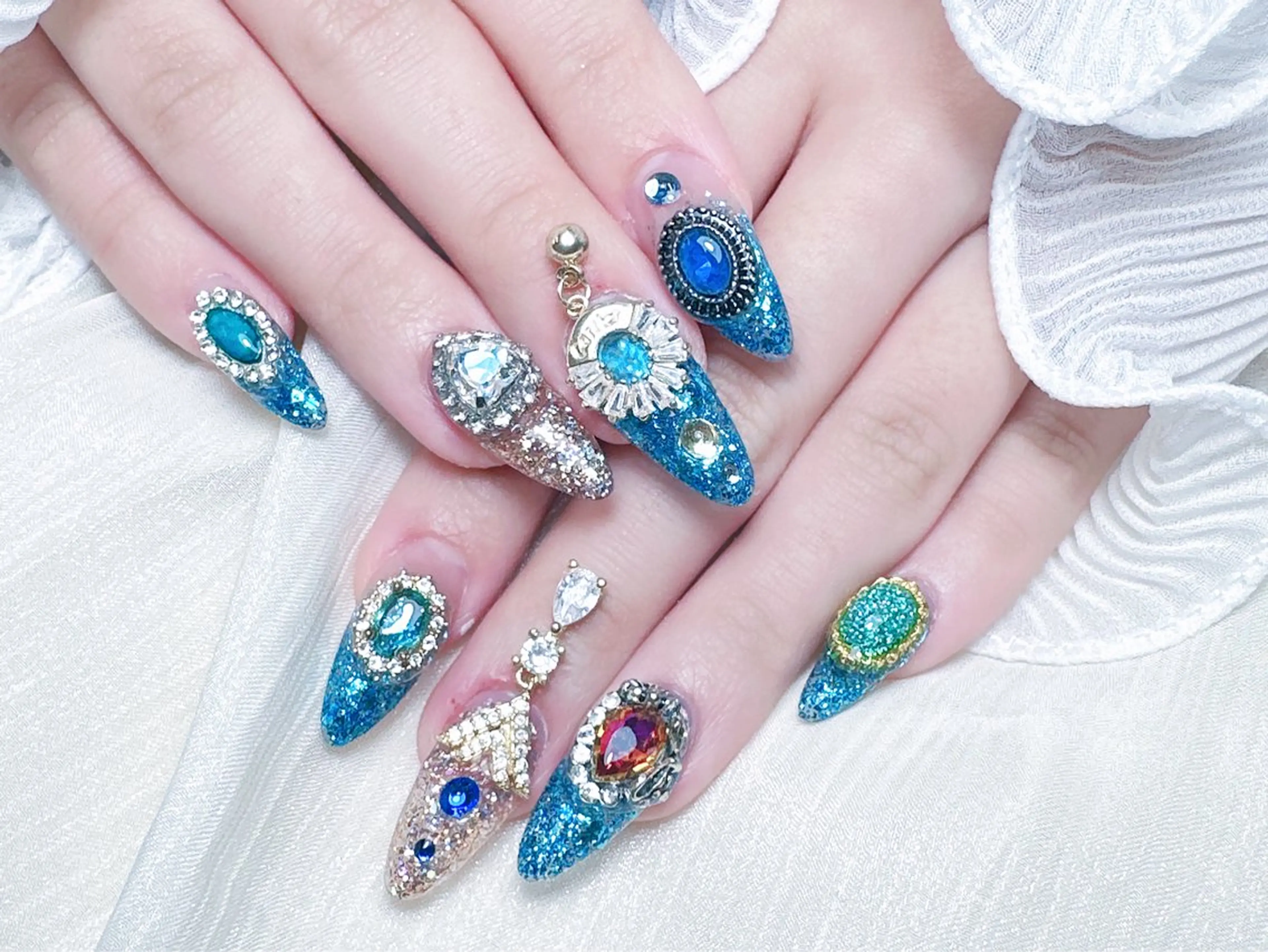 ネイル M🌷nail 長さだし専門店のネイルデザイン