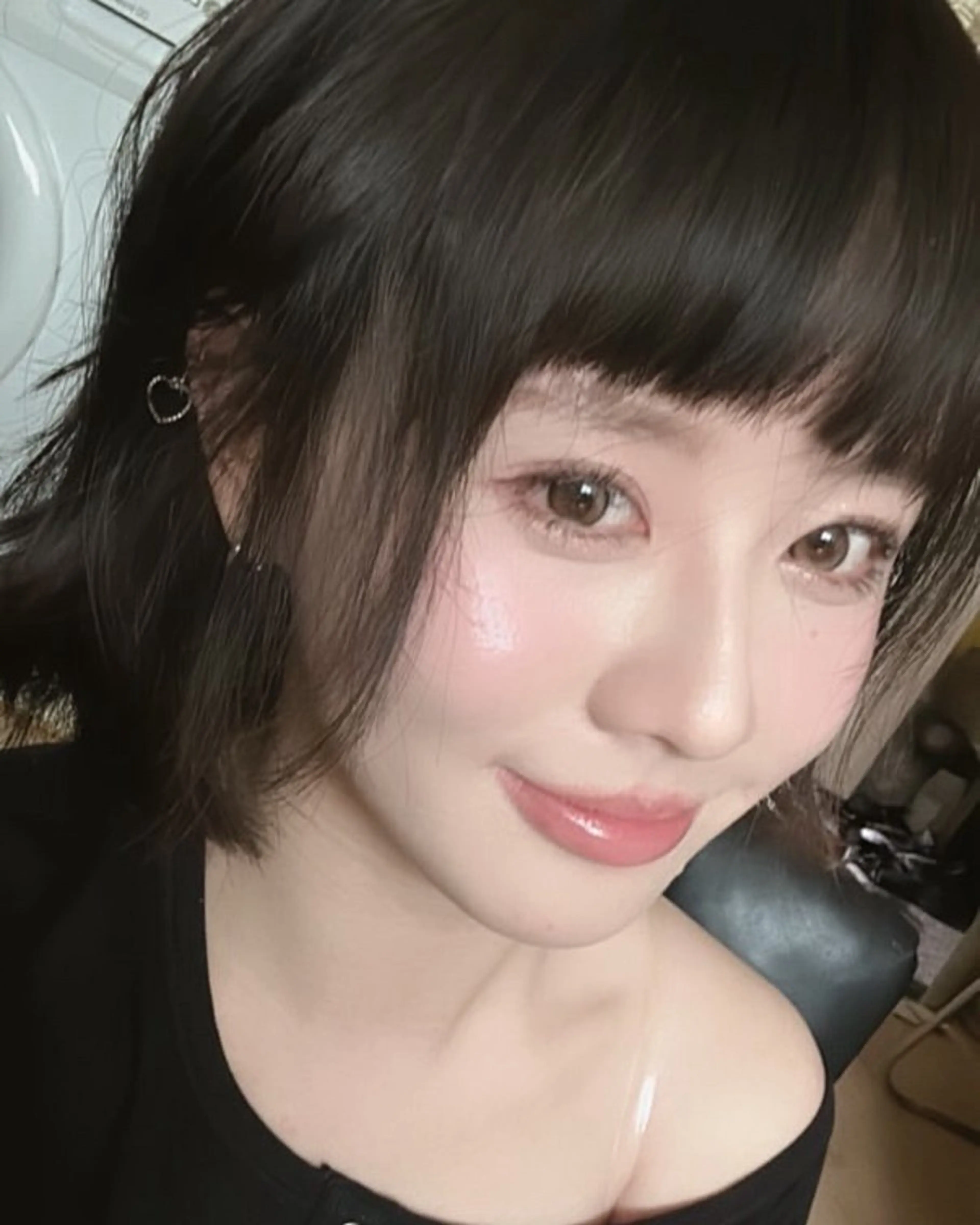 ミディアム 韓国風ヘア レイヤーカット カット ヘアカラー トリートメント YUTO 韓国美容師 레이어드컷,韓国ヘアのヘアスタイル