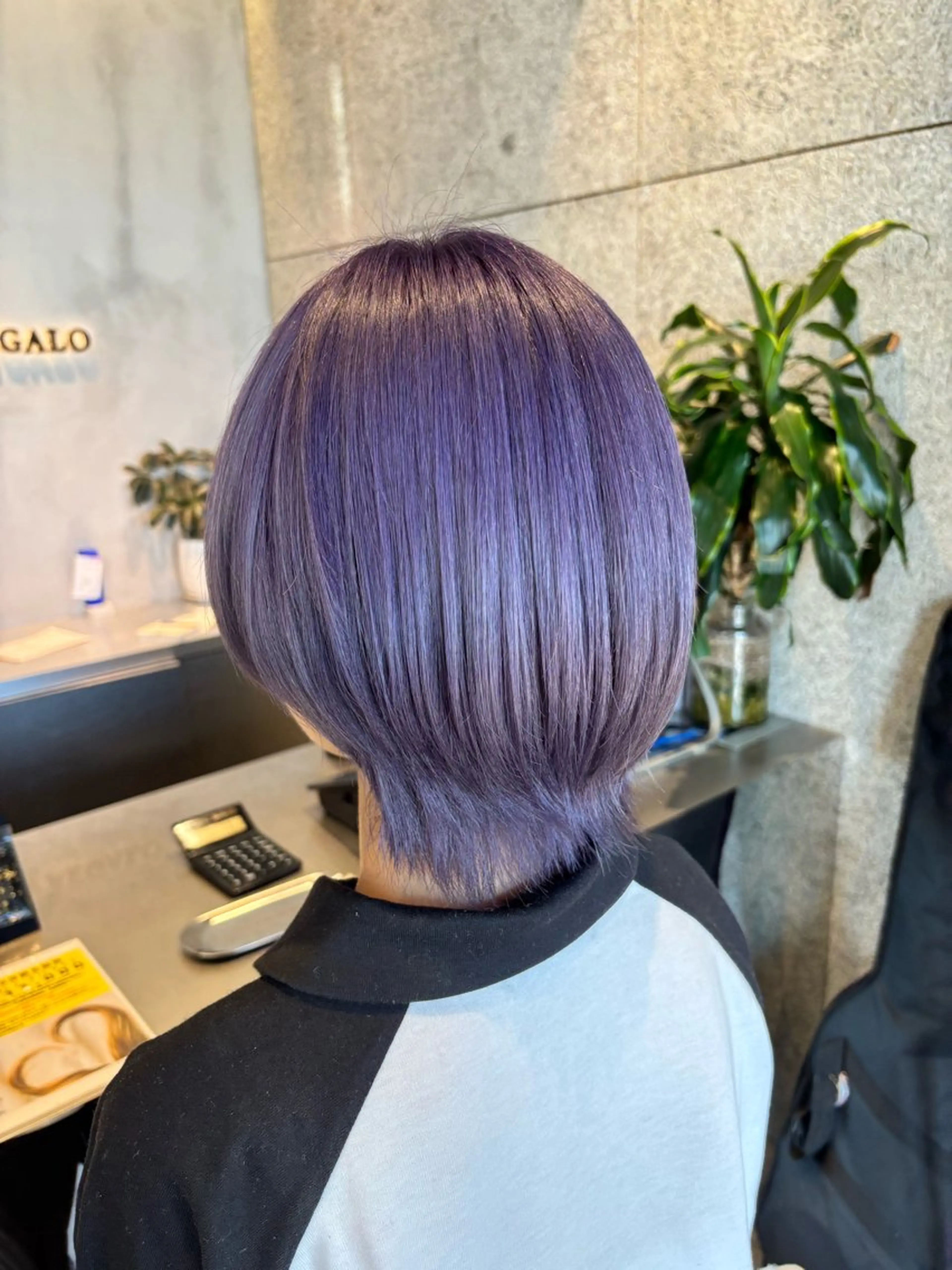 ショート カラー ブルーカラー ブルーパープル パープルカラー 🌷艶感カラー🌷 富施　優花のヘアスタイル