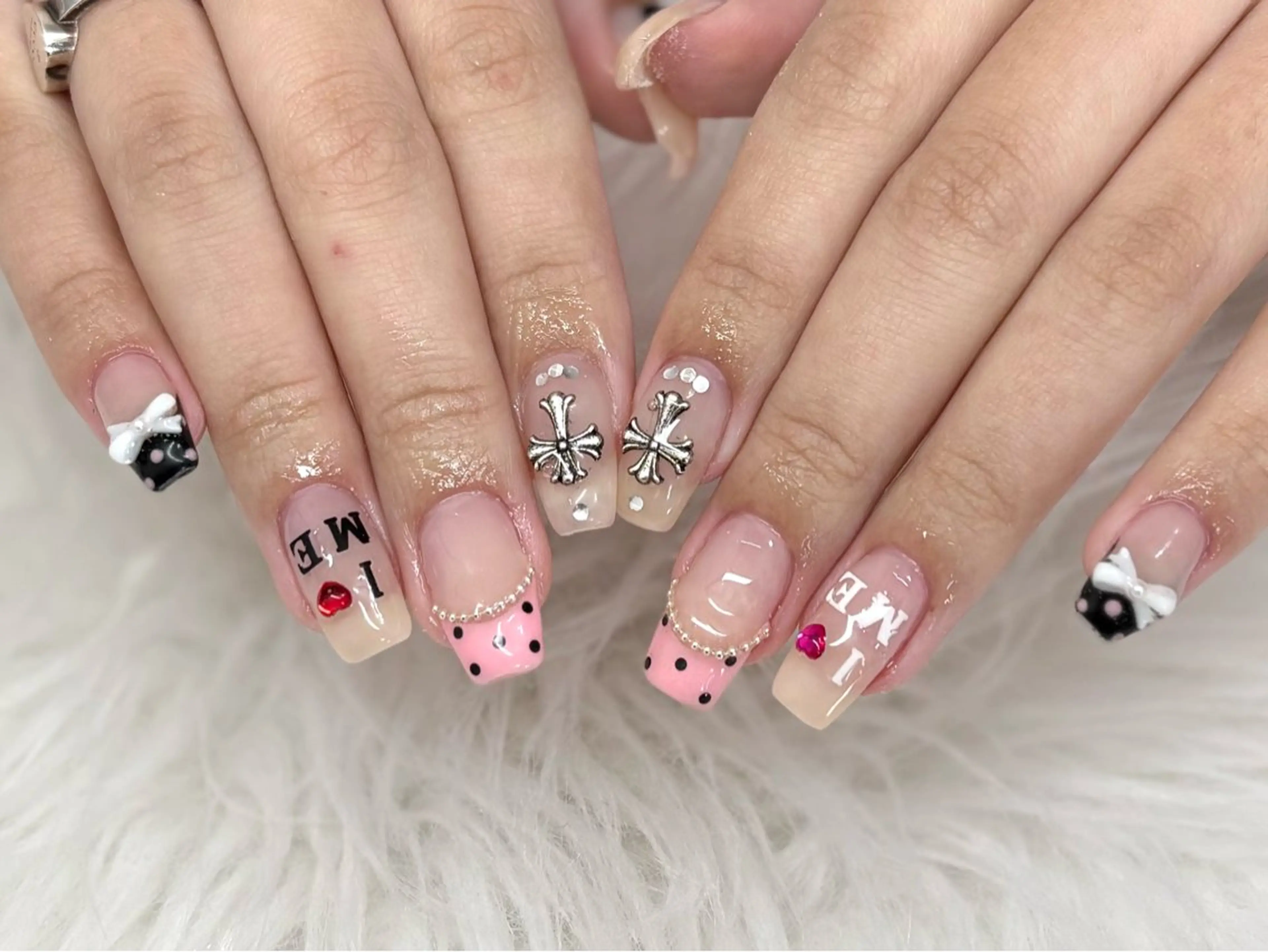 ネイル ハンドネイル ANELA ANNAのネイルデザイン