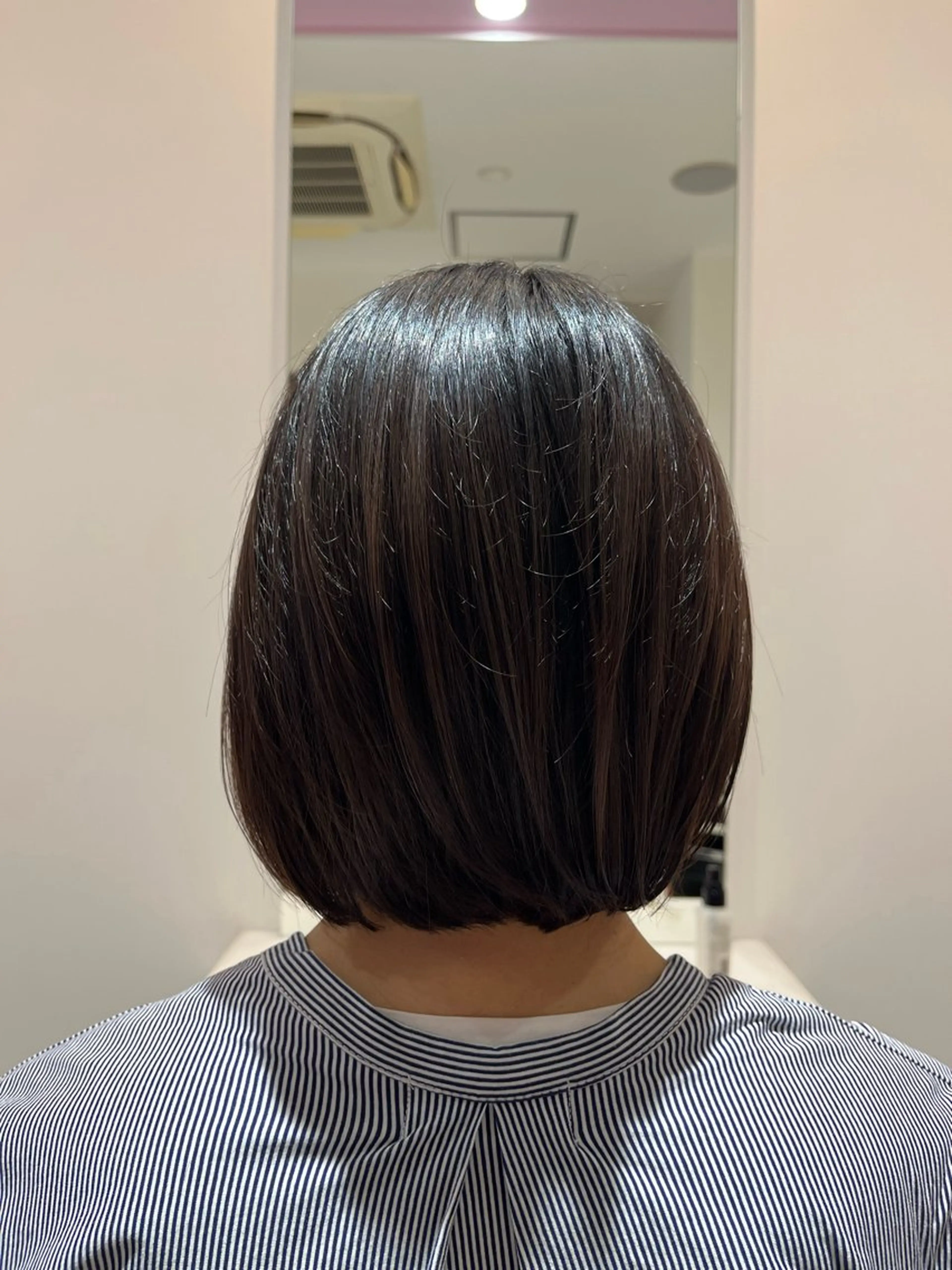 ショート 前下がりボブ ボブ 亀井 慎太郎のヘアスタイル