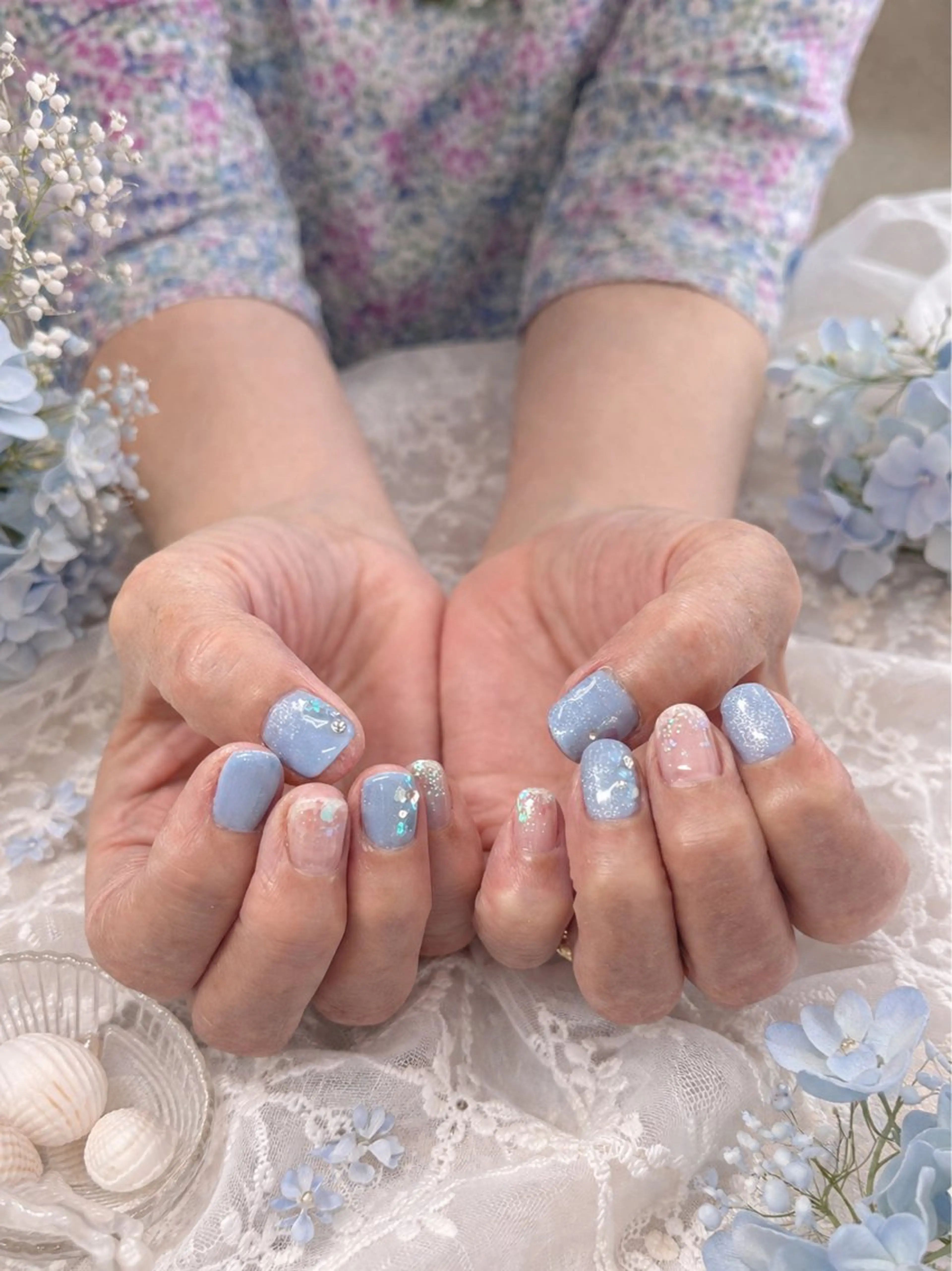 ネイル キラキラネイル ラメ(グリッター) ラメグラデーション 大髙 美怜のネイルデザイン