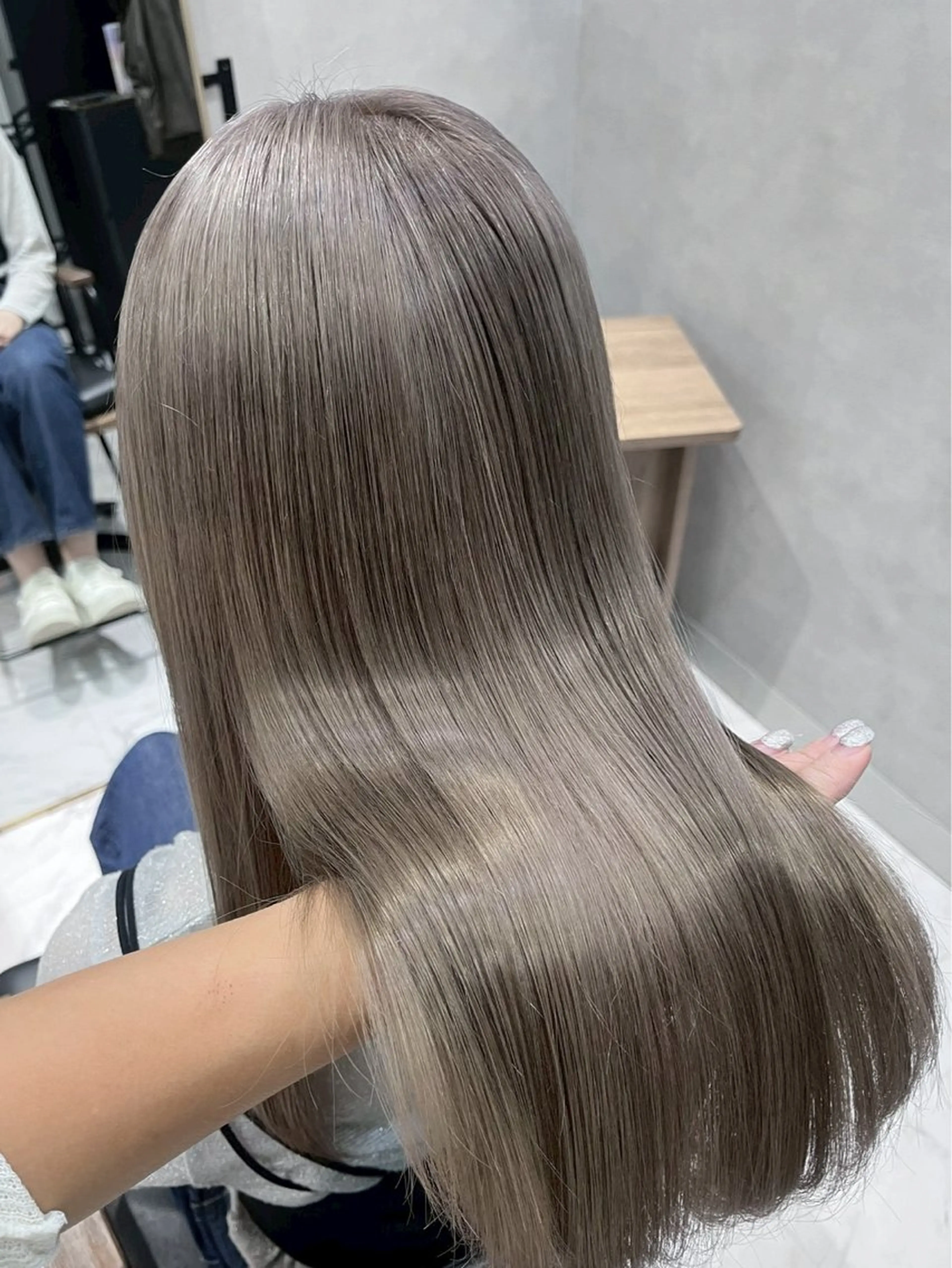 ロング カラー カット ヘアカラー トリートメント ハイトーン/韓国風/ 艶髪/吉祥寺のヘアスタイル