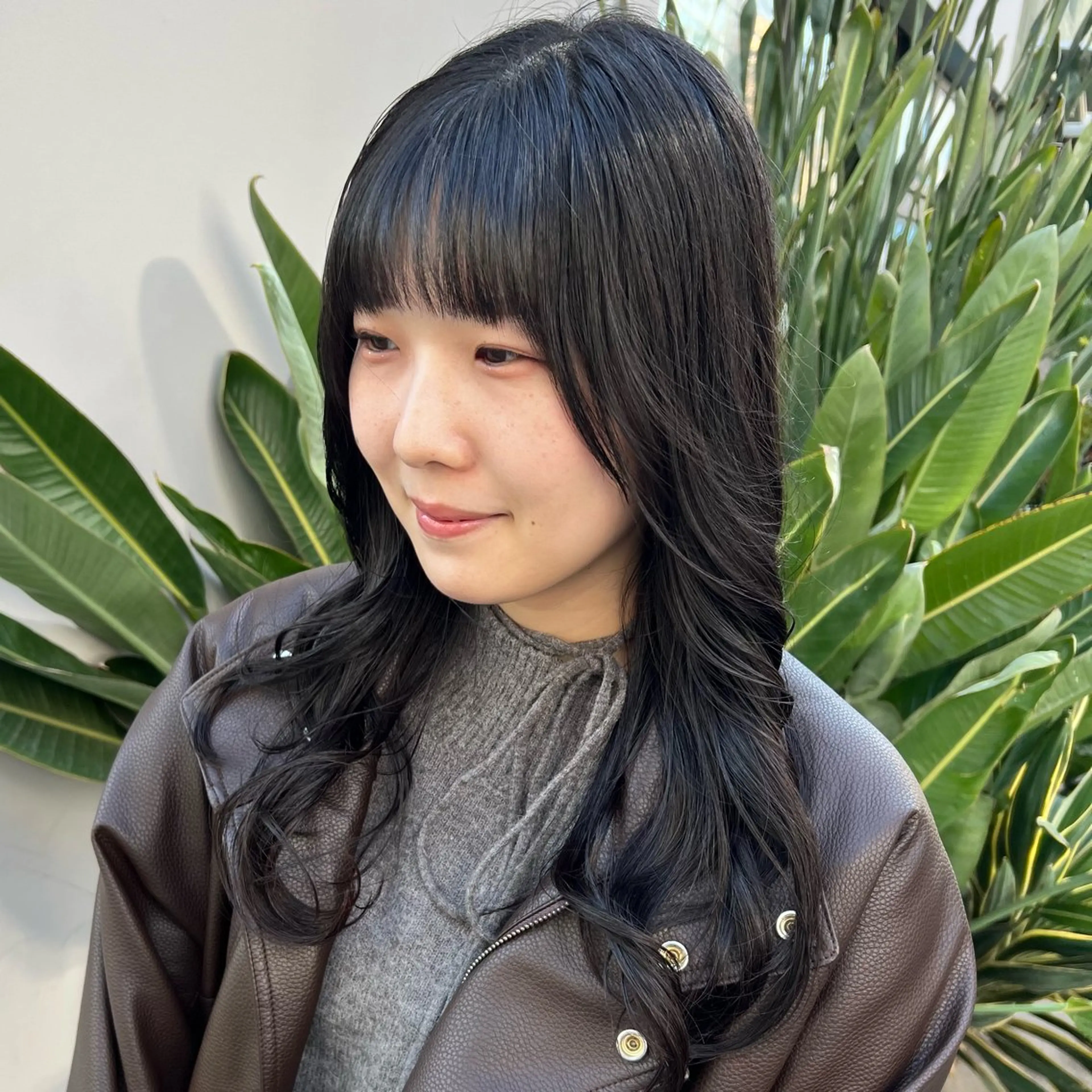 🏷️：【 縮毛矯正 】前髪ストレート ＋ 前髪カットの写真