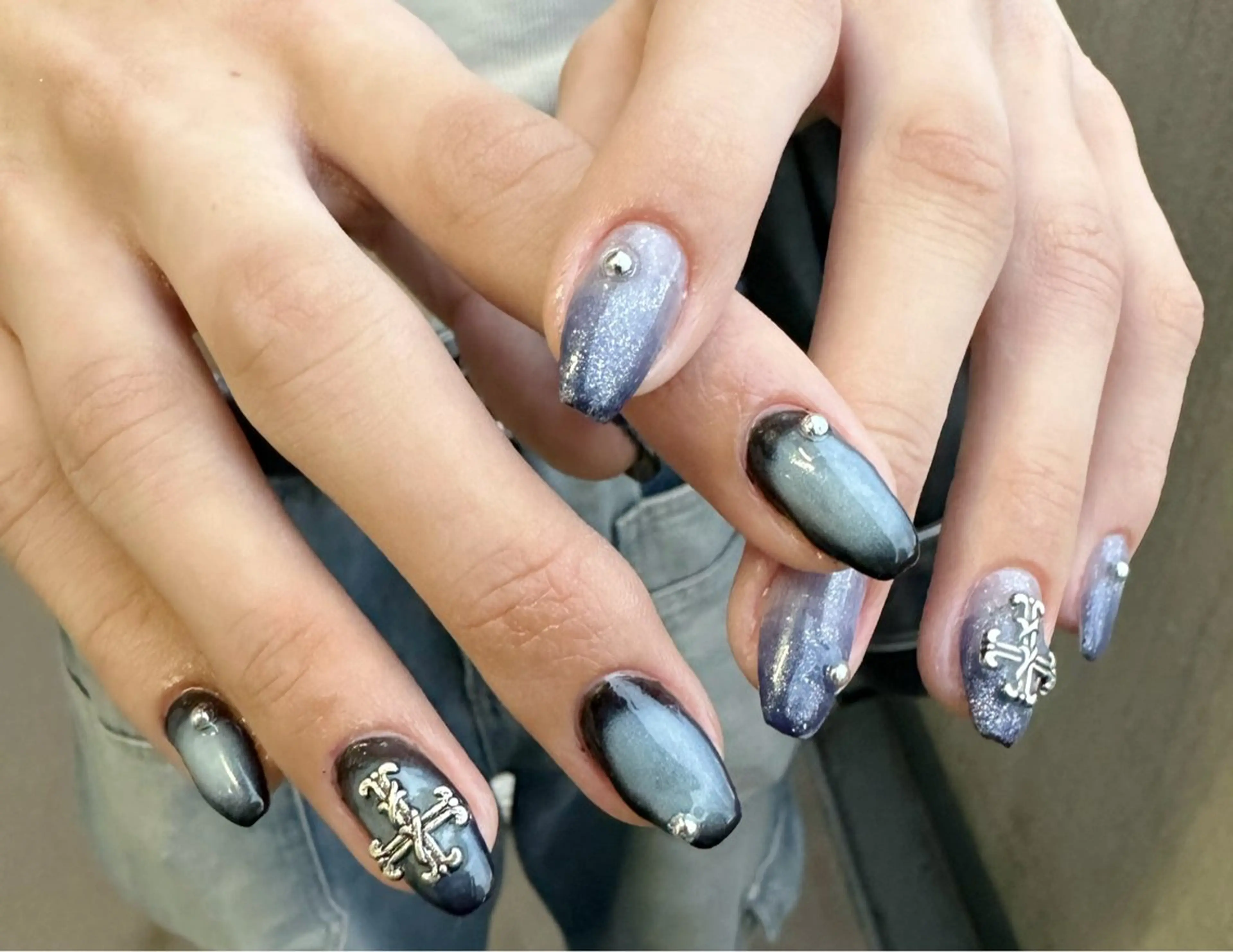 ネイル 新山 聖のネイルデザイン