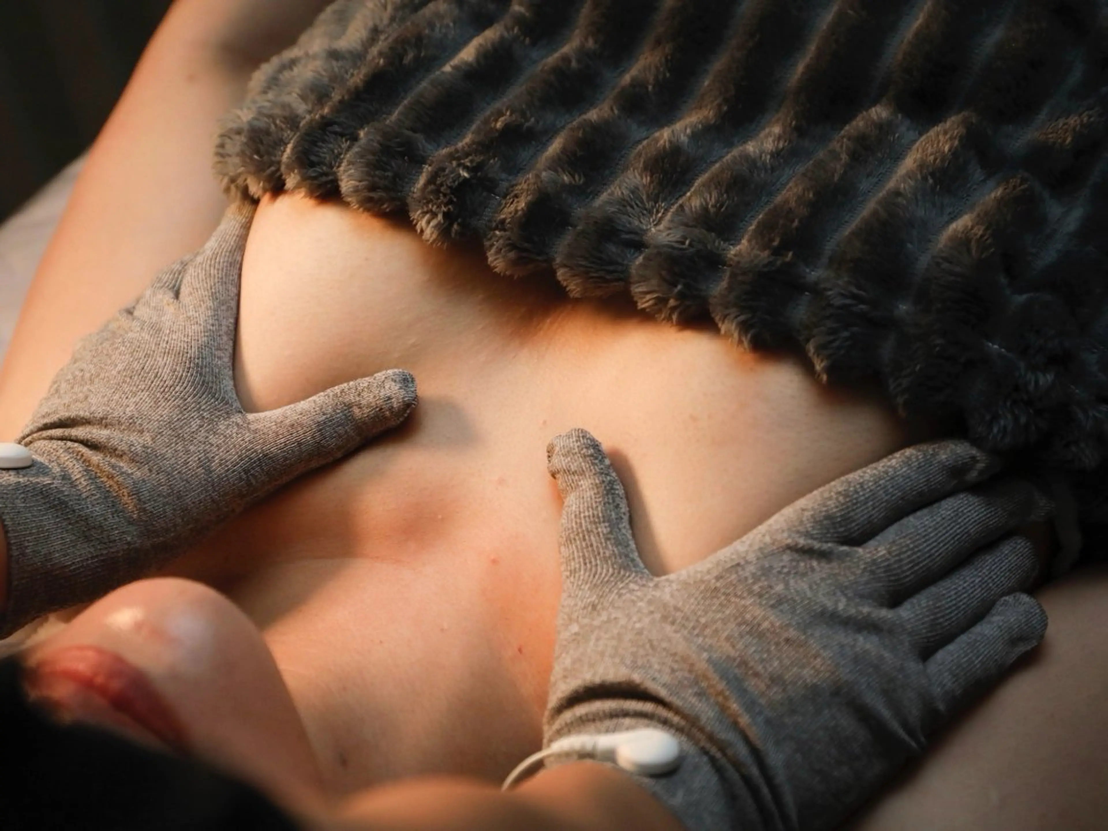 【背中をほぐしてバストアップ効果増⤴️✨】コリや疲れを取りながらバスト・ボディケア(上半身背面)（モニターモデル）の写真