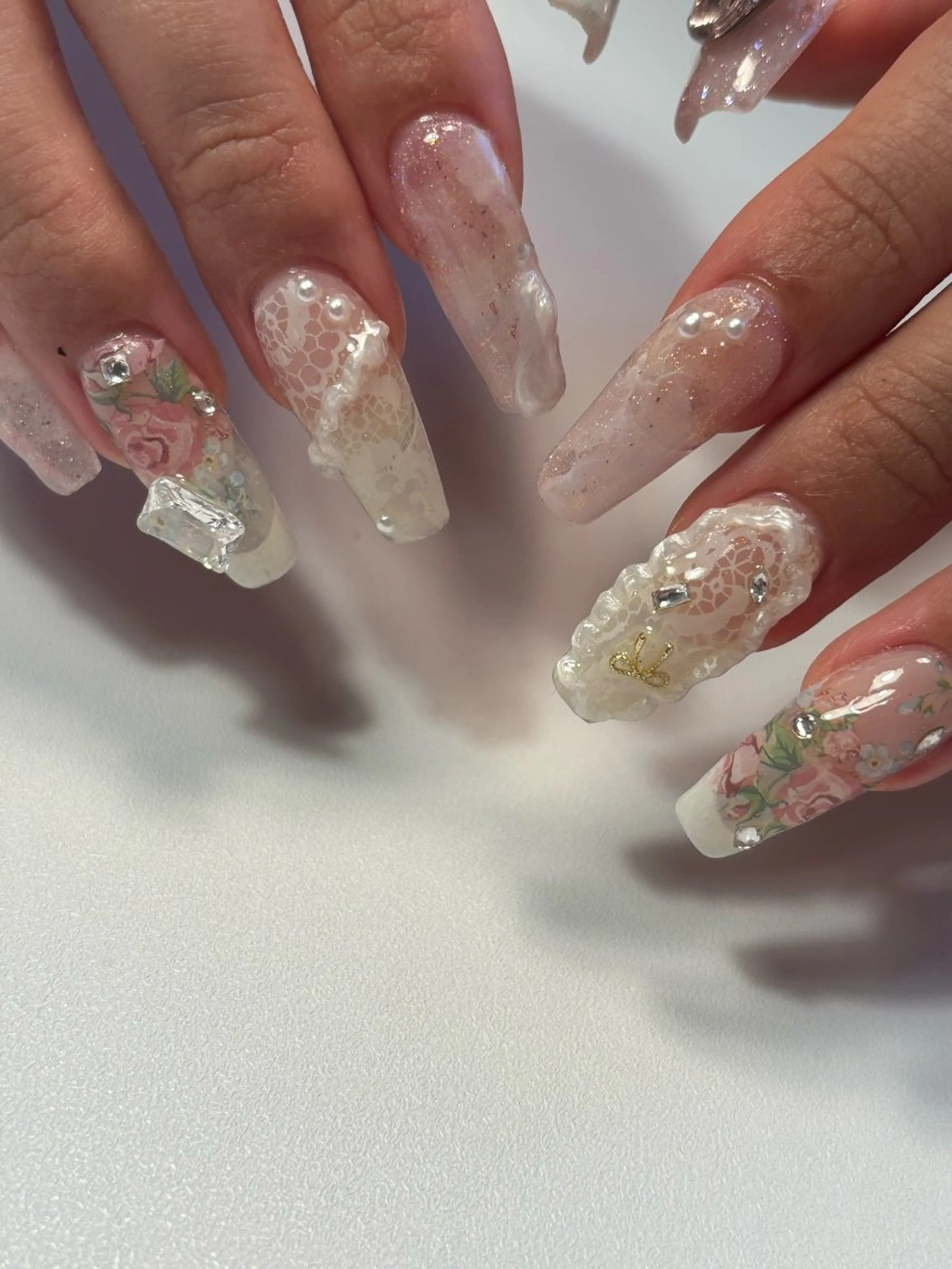 ネイル ハンドネイル ulyum. KANAのネイルデザイン