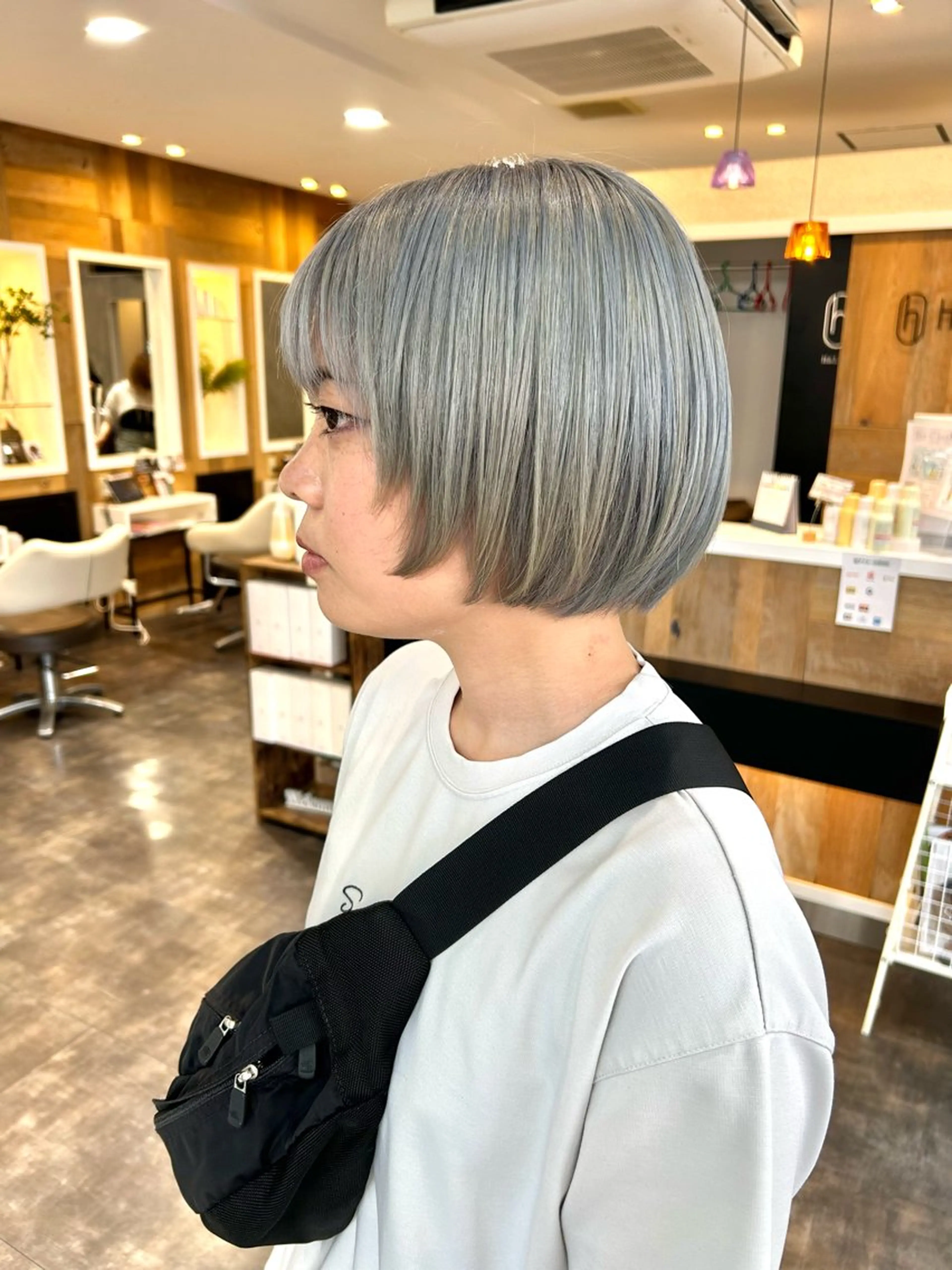 ショート カラーモデル募集中 美容室ハピスのヘアスタイル