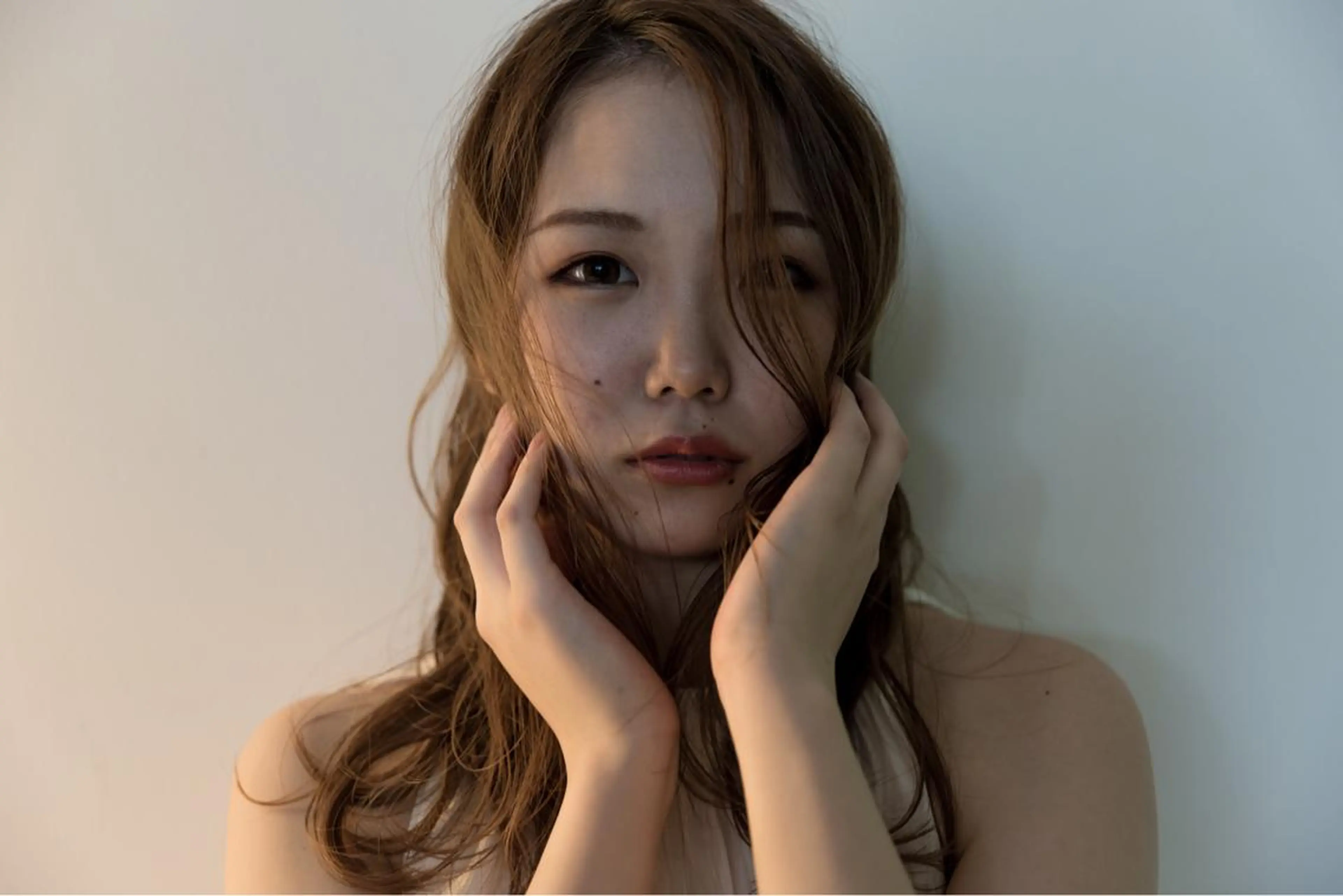 セミロング カラー ツジガキ ユウスケのヘアスタイル