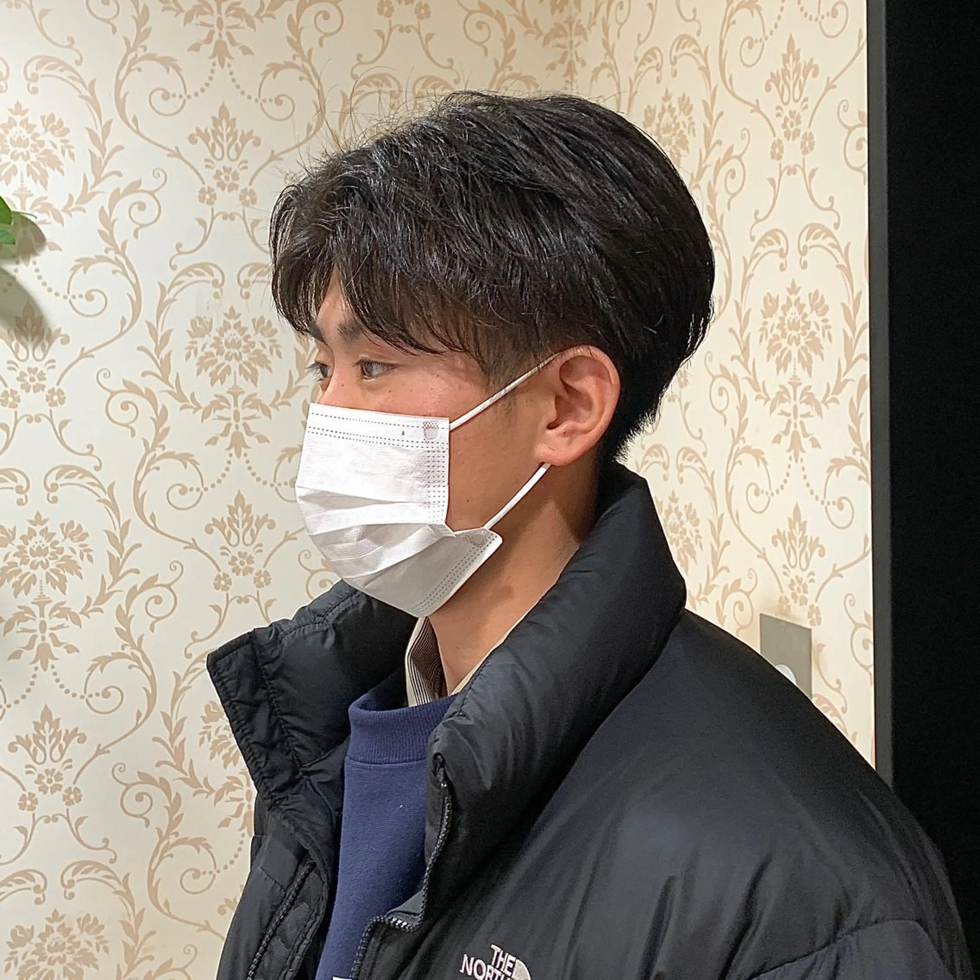 ショート パーマ メンズ カルマパーマ メンズ韓国風 メンズパーマ スペインカール 波巻きパーマ メンズパーマ&メンズ 縮毛矯正ならヒラノのヘアスタイル